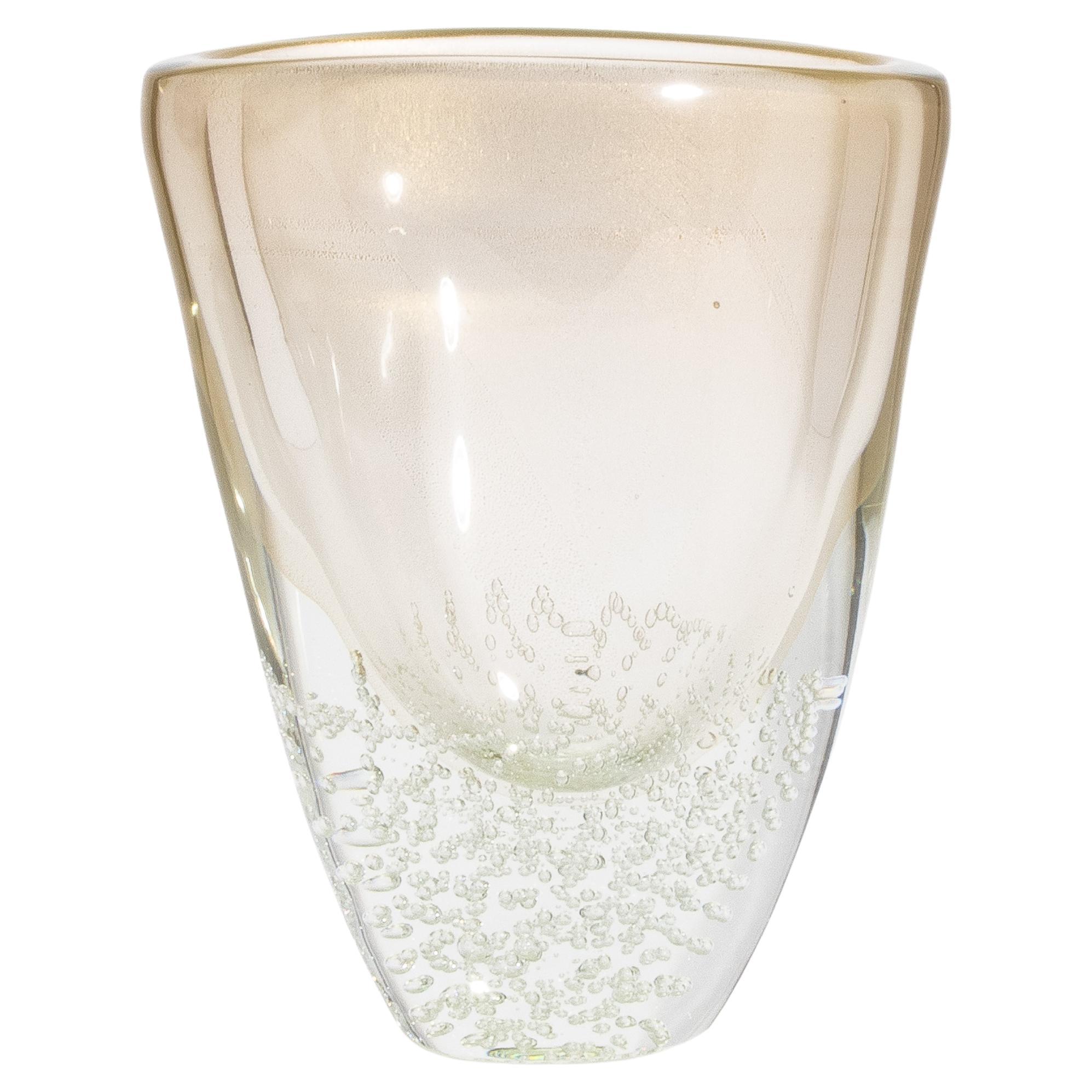 Handgeblasene moderne Murano-Vase mit 24-karätigen Goldflecken und -blasen im Angebot
