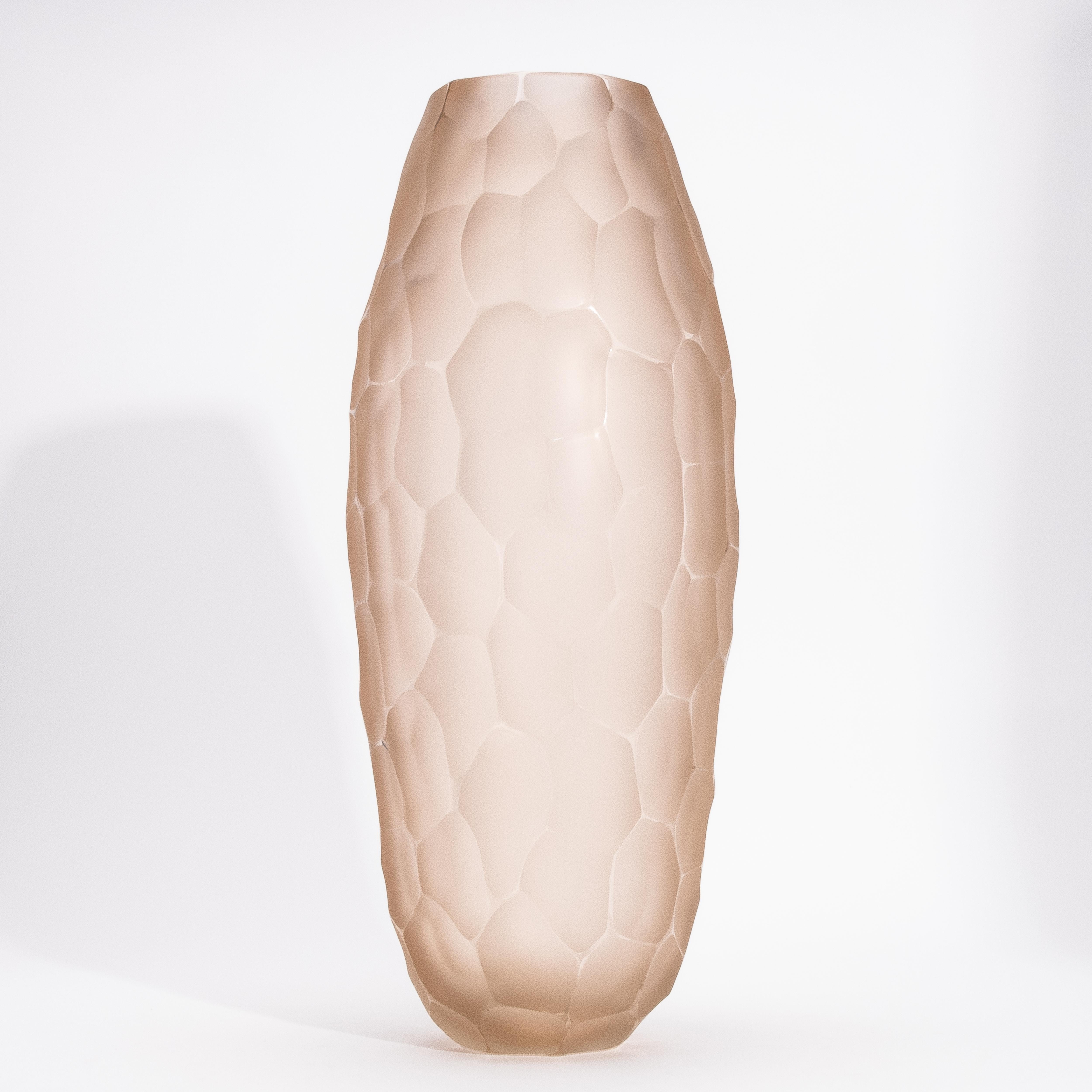 Vetro di Murano Vaso di Murano alto e moderno soffiato a mano in rosa grande in vendita