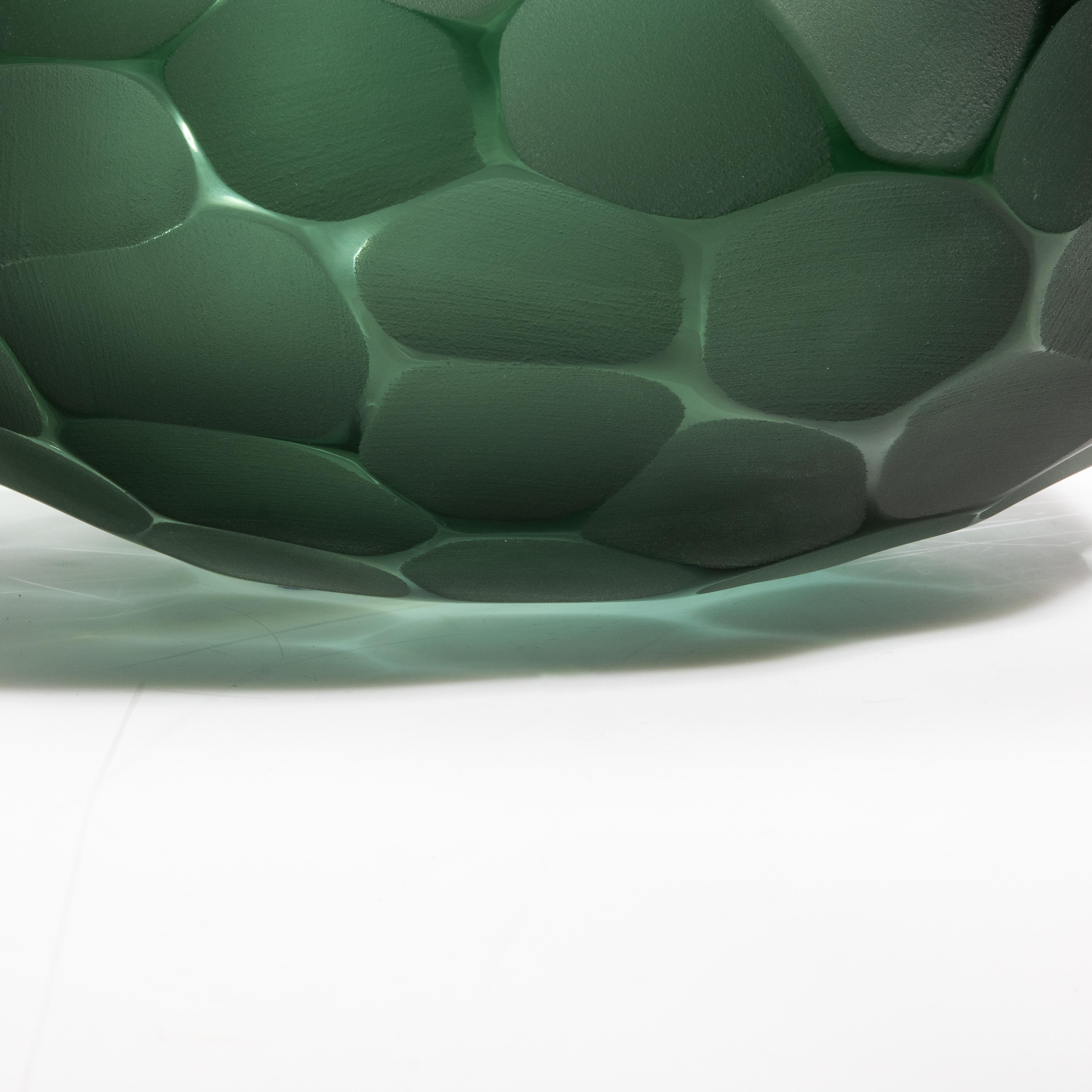 Handgeblasene Murano Schale Battuto in Smaragdgrün Groß (Italienisch) im Angebot