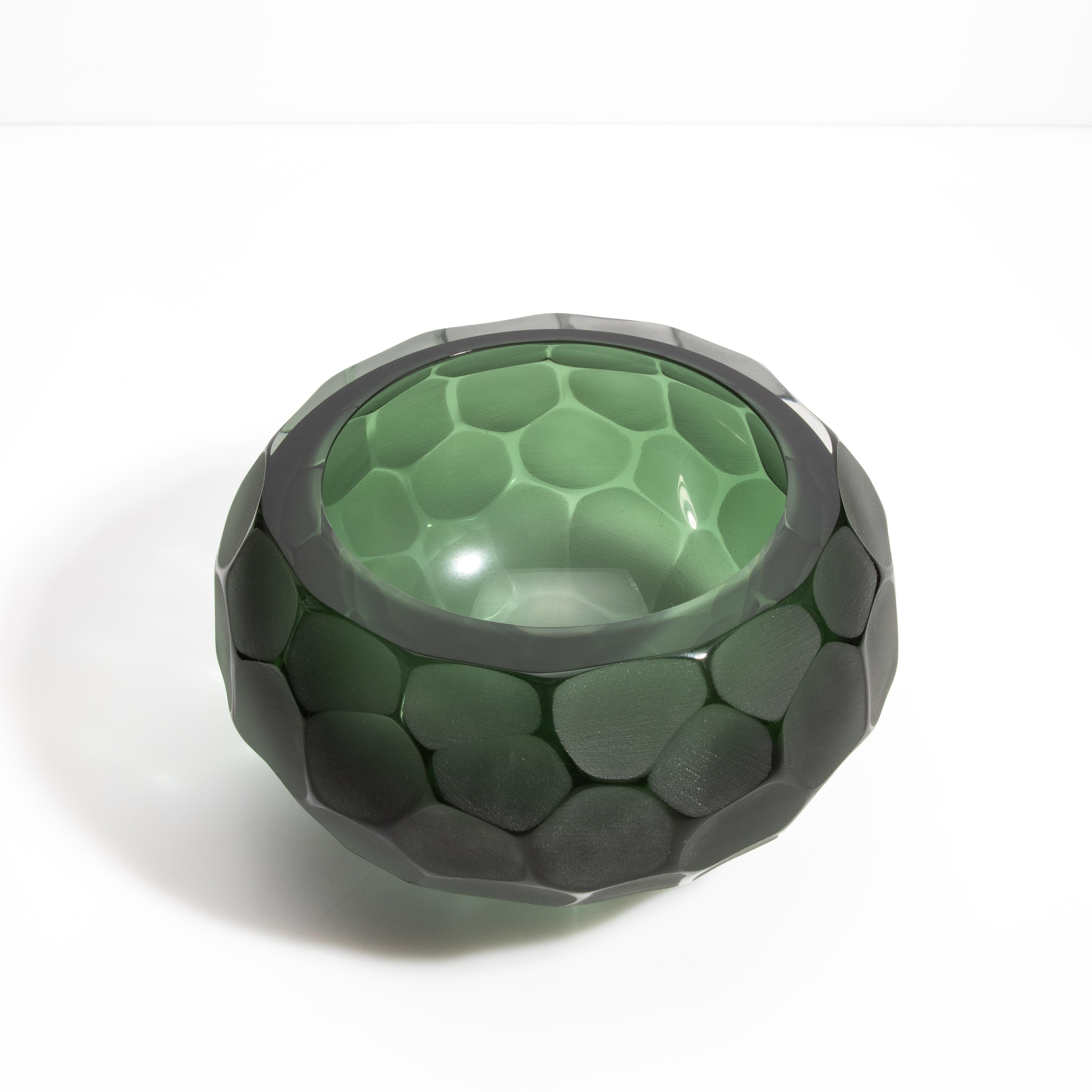 Moderno Ciotola di Murano soffiata a mano Battuto in Greene & Greene Piccolo in vendita