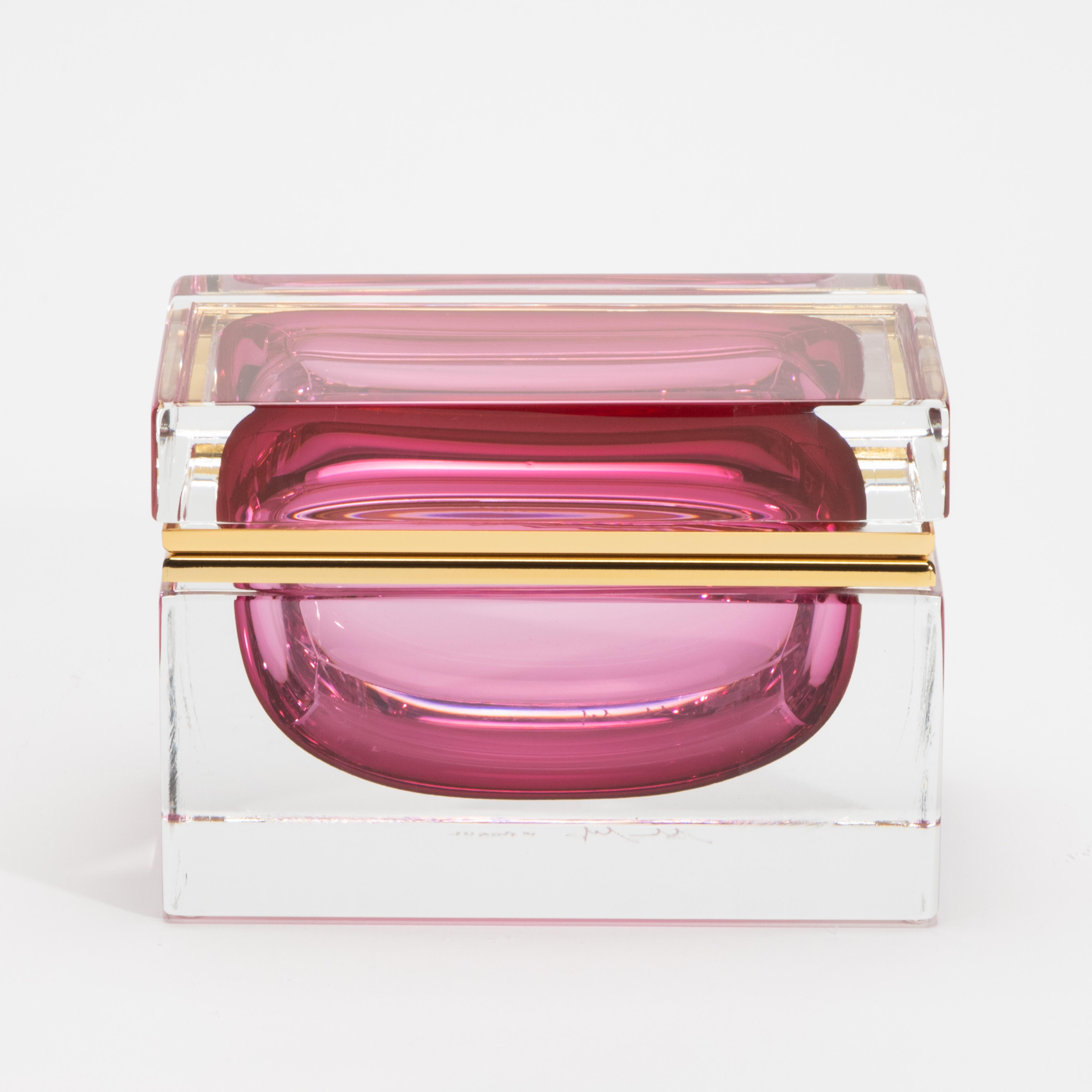 Hand-Blown Murano Box in Ruby with Brass Fittings For Sale 4