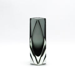 Handgeblasene Murano Briolette-Vase in Grau