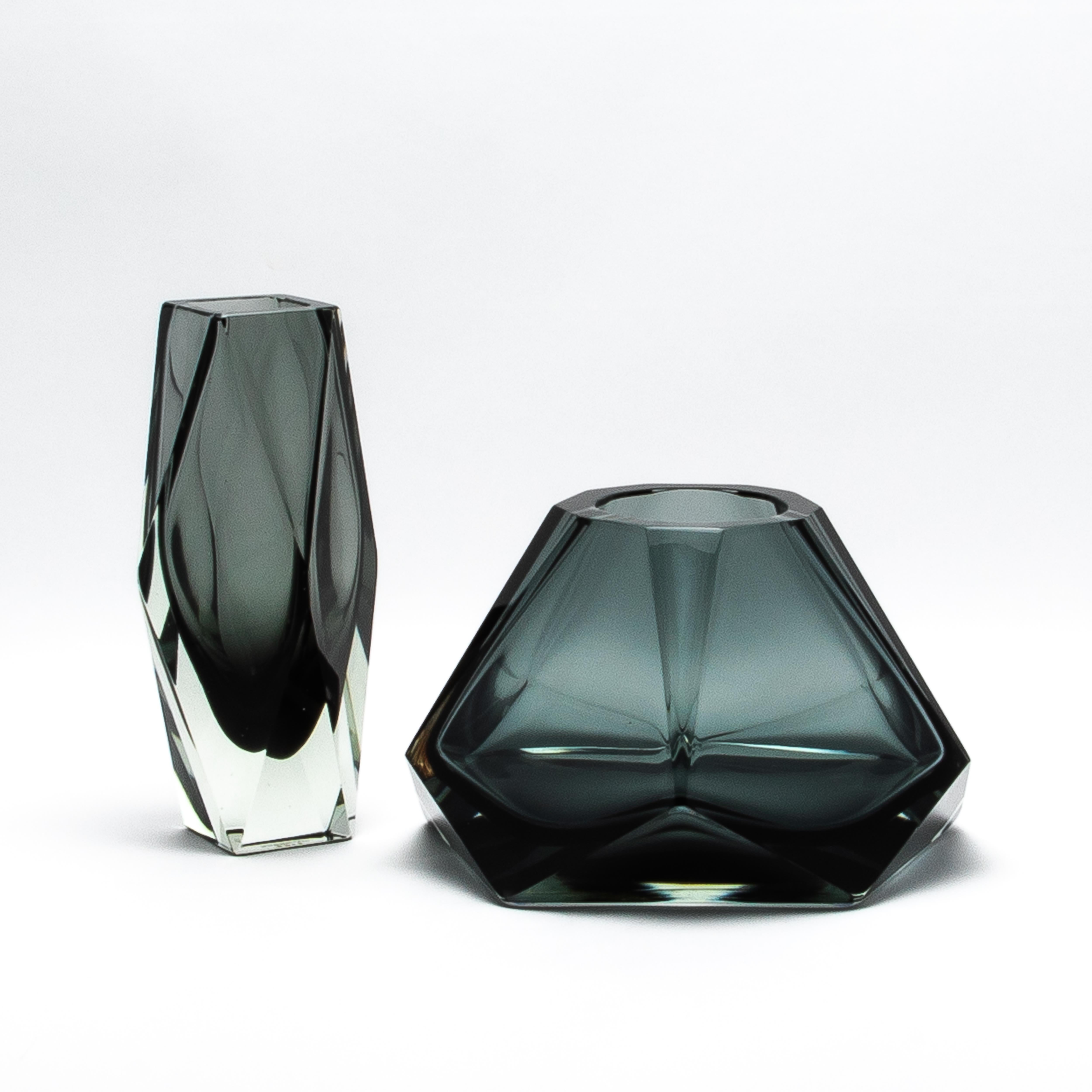 Vaso Briolette di Murano soffiato a mano in grigio in vendita 1