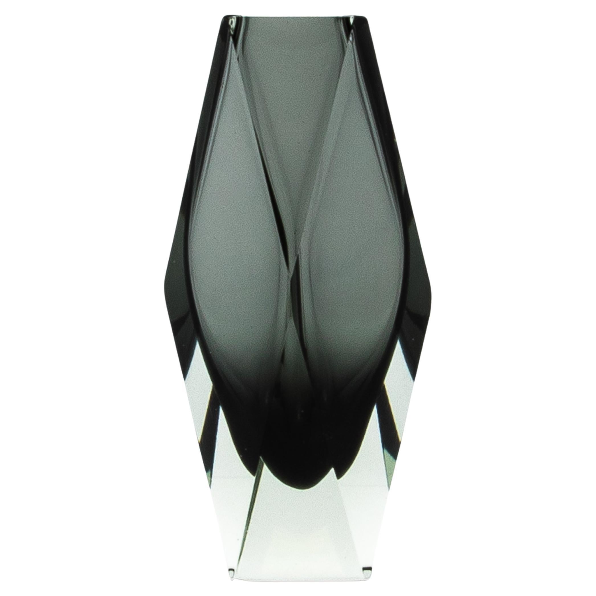 Vaso Briolette di Murano soffiato a mano in grigio