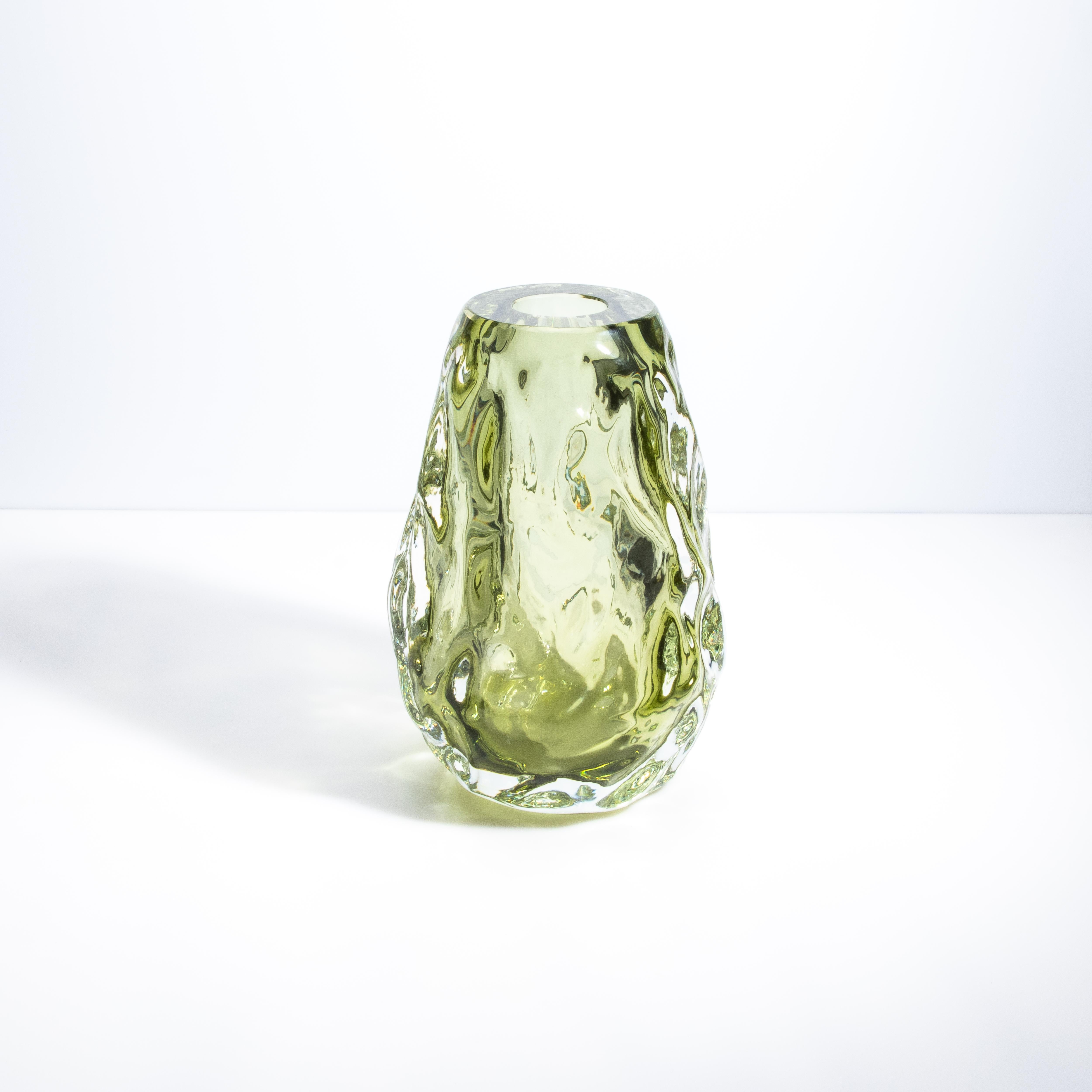Moderno Vaso di Murano Burri soffiato a mano in Greene & Greene in vendita