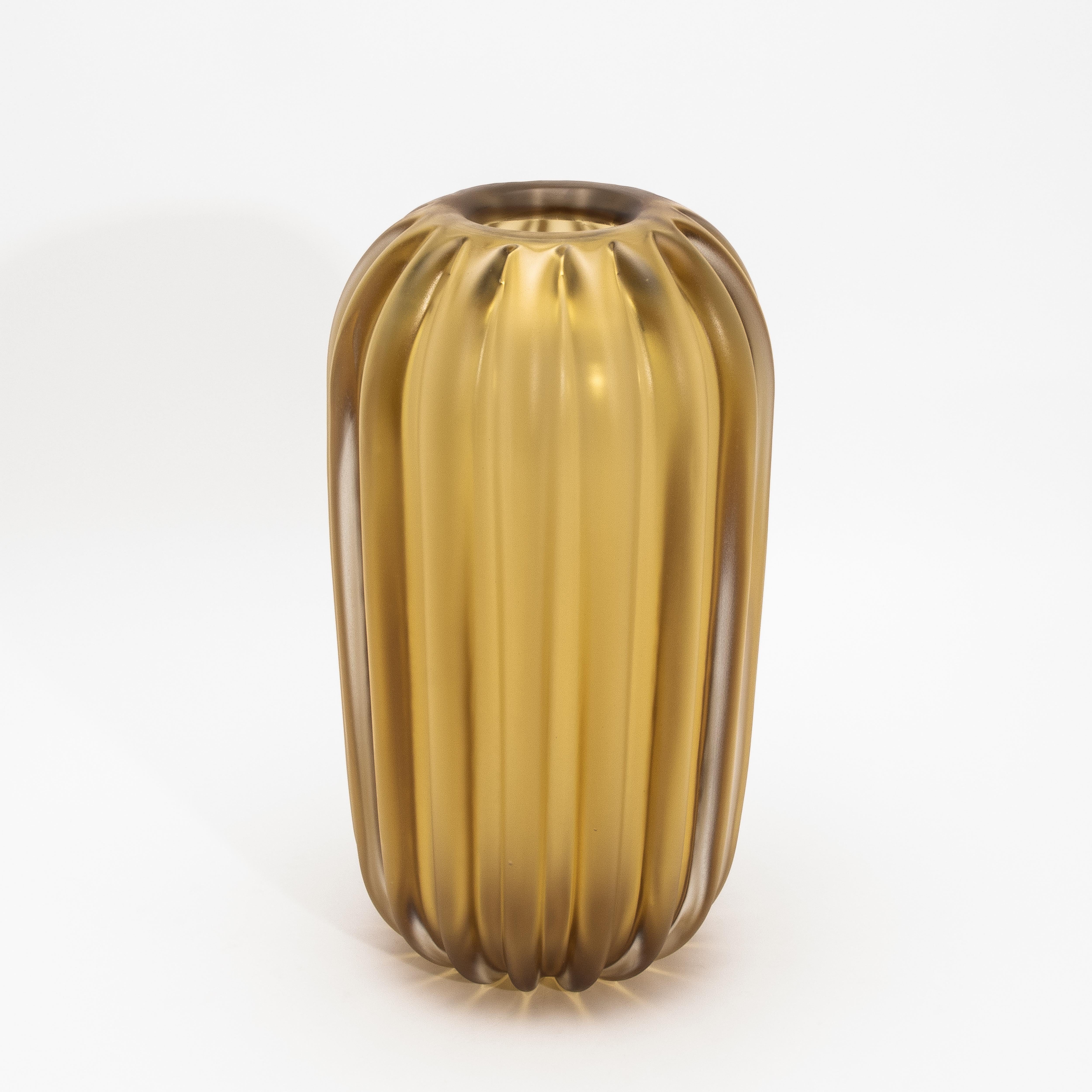 Italiano Vaso Cactus di Murano soffiato a mano in ambra media in vendita