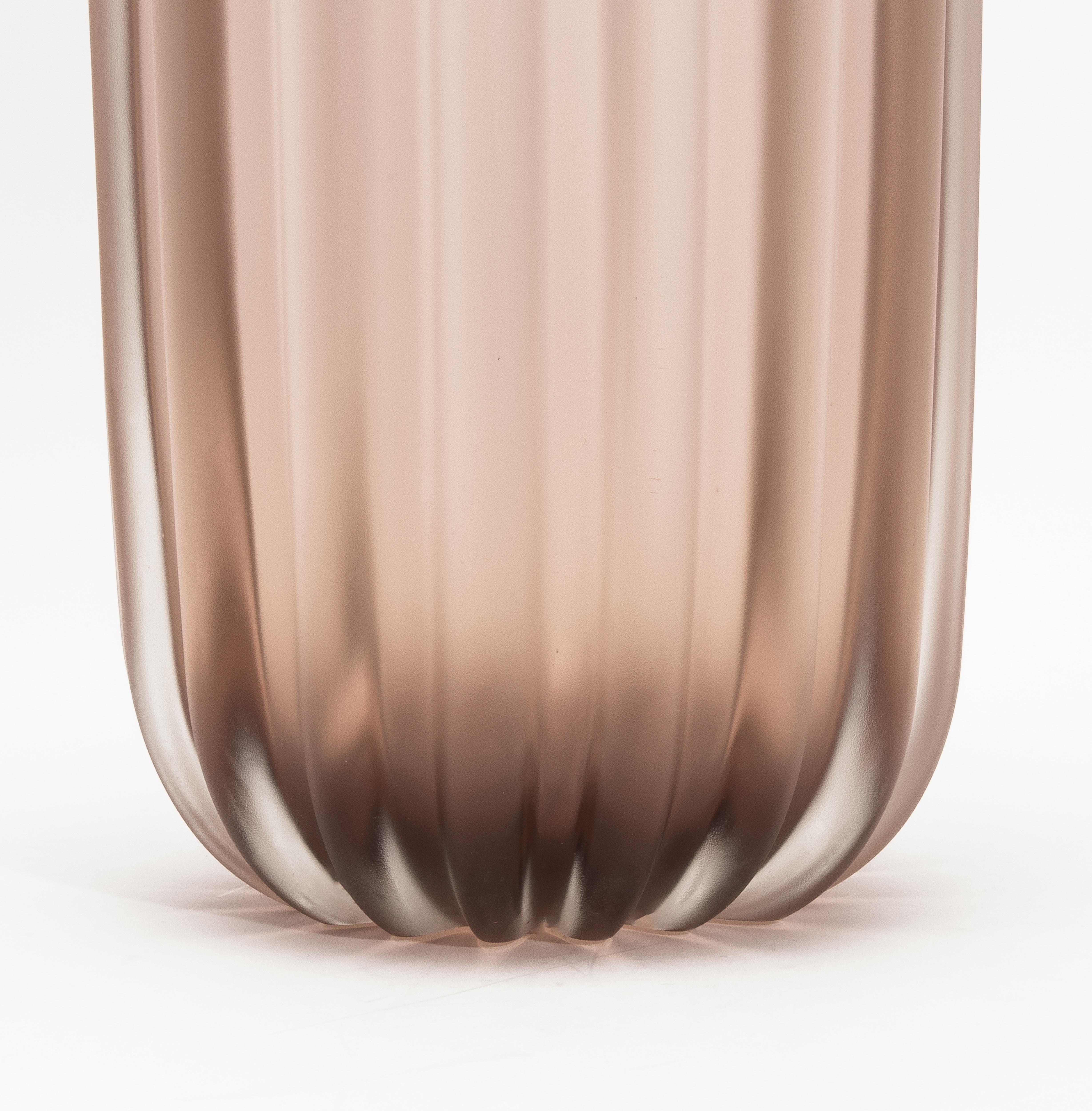 Vase Cactus de Murano soufflé à la main en améthyste moyenne Neuf - En vente à West Hollywood, CA