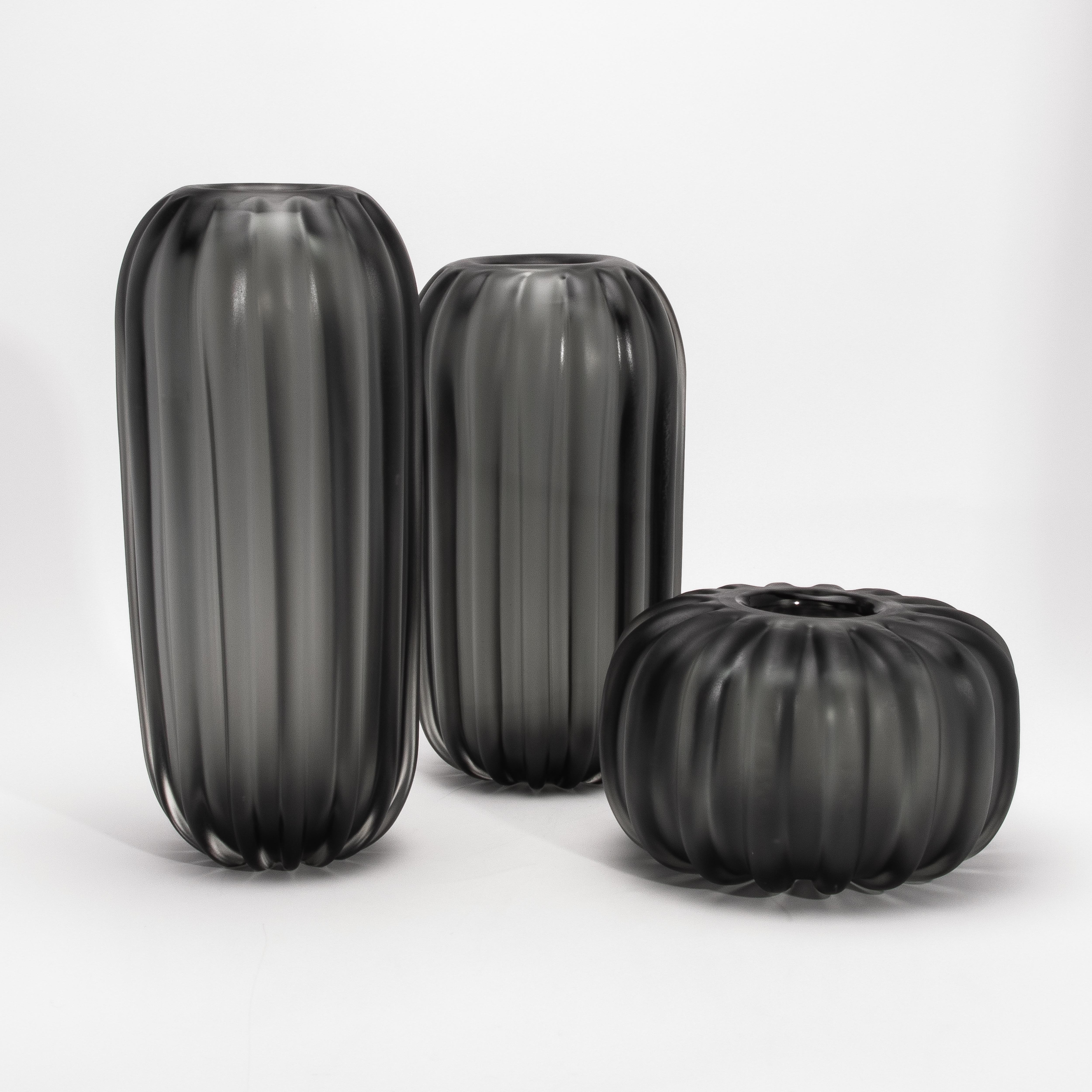 Vetro di Murano Vaso Cactus di Murano soffiato a mano in grigio piccolo in vendita