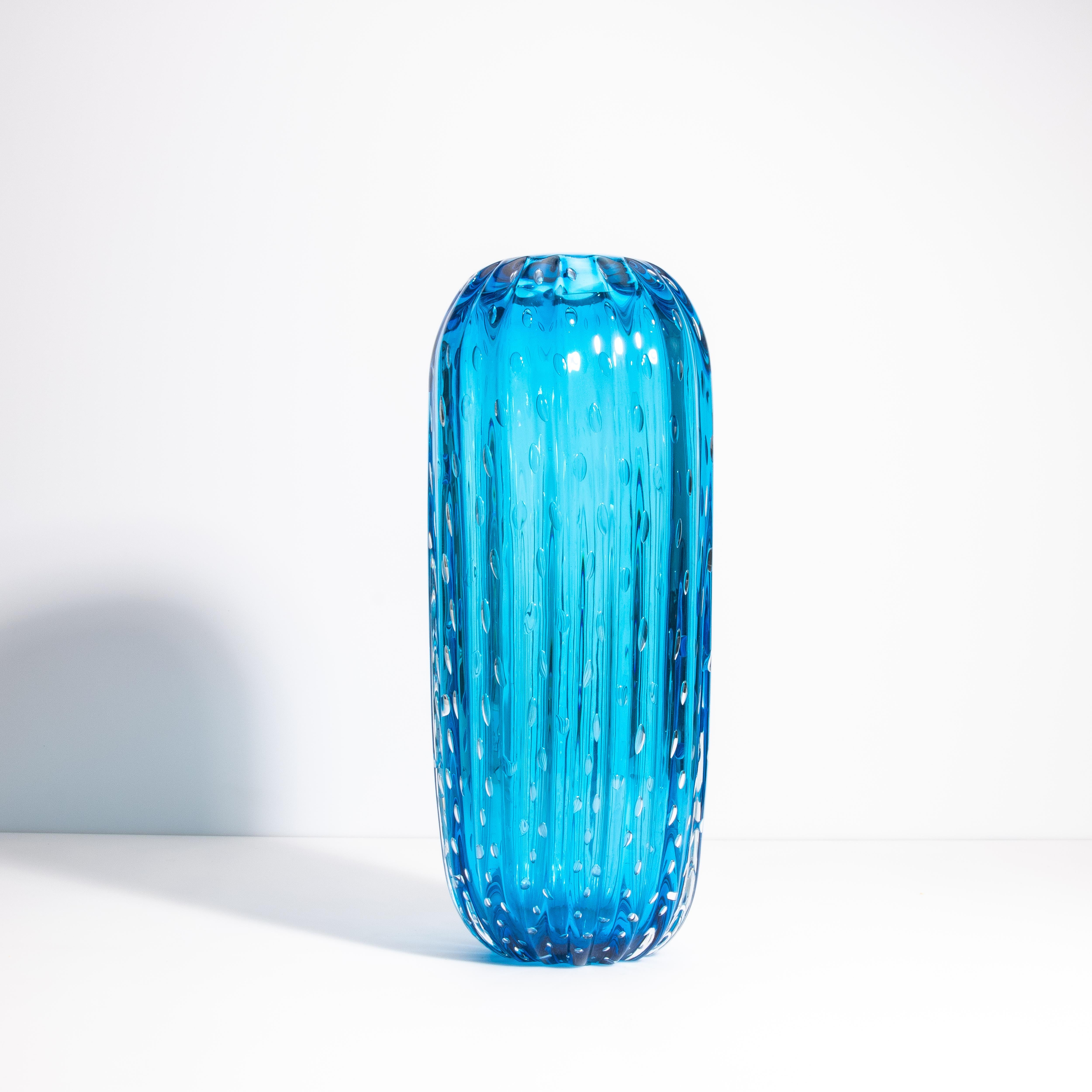 Moderno Vaso Cactus di Murano soffiato a mano in blu laguna in vendita