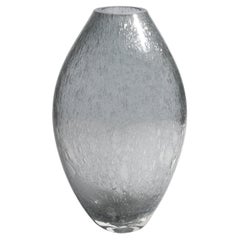 Vaso di Murano soffiato a mano di colore grigio con bolle d'aria grande