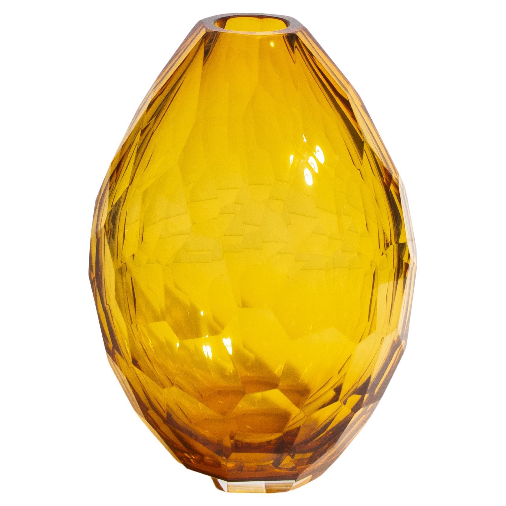 Vaso di Murano soffiato a mano con sfaccettatura in ambra media