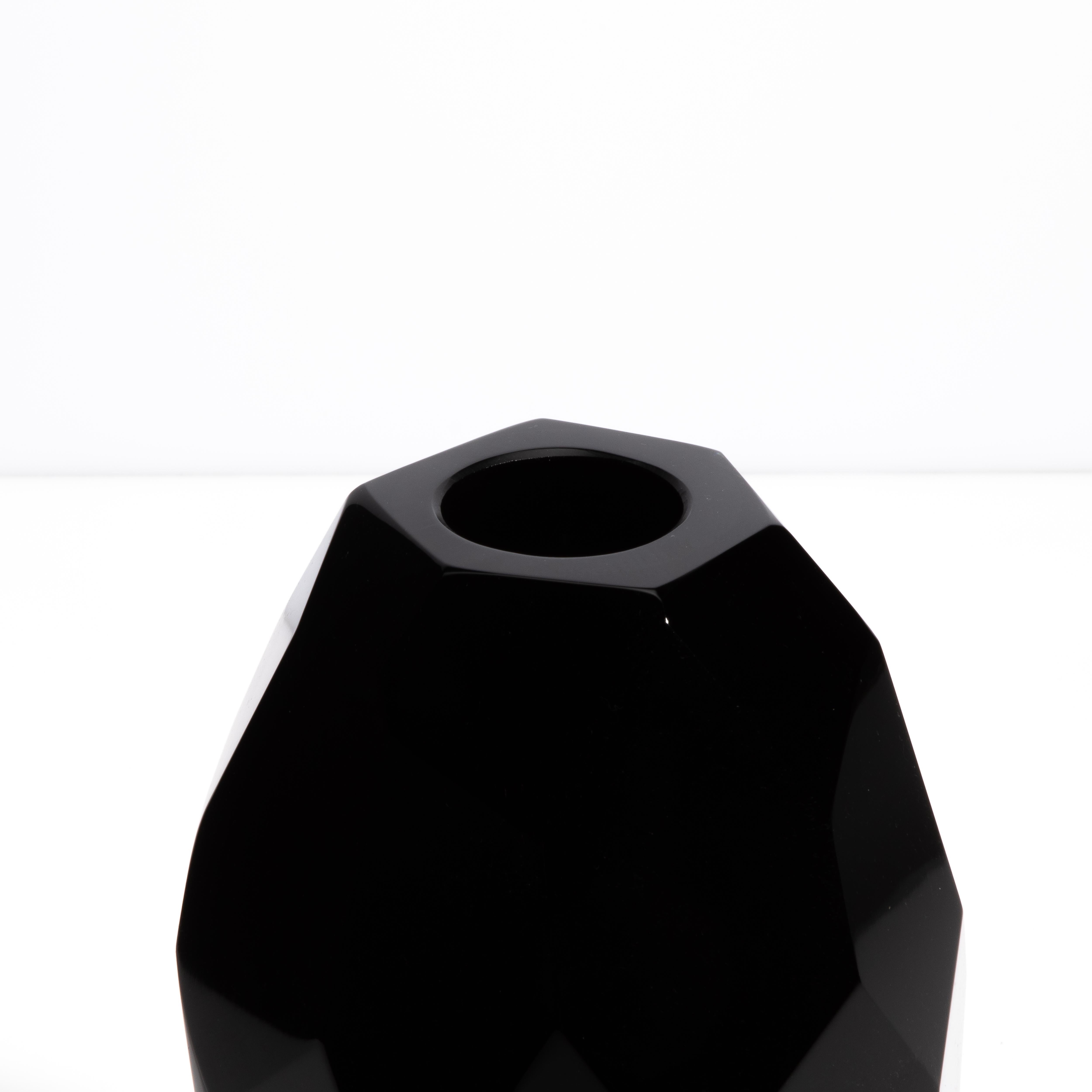 Hand-Blown Murano Facet Vase Onyx Black (Handgefertigt) im Angebot