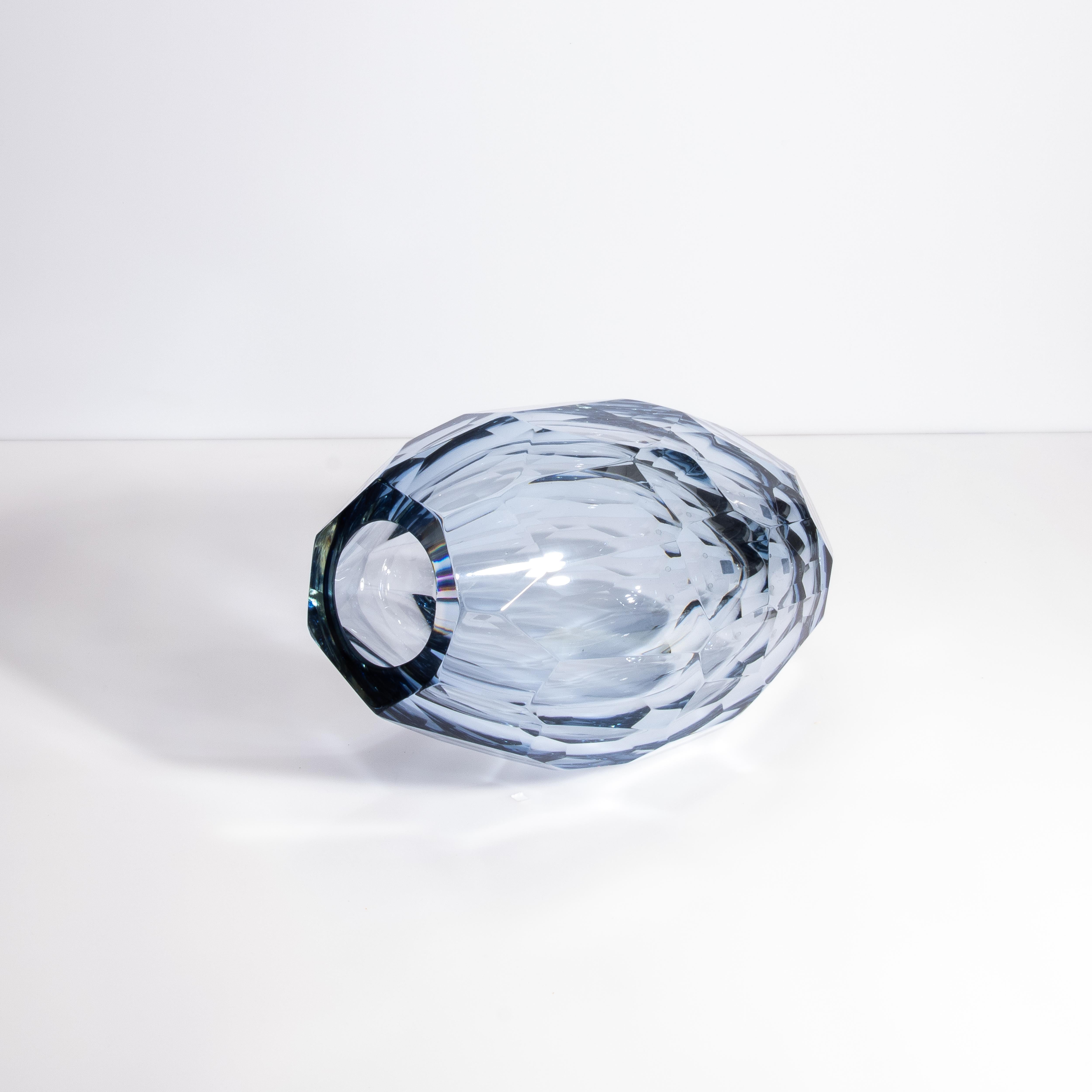 Vase baril à facettes soufflé à la main de Murano en aigue-marine, lot de 3 en vente 4