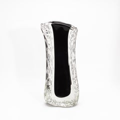 Hand-Blown Murano Fluid Vase in Onyx Black and Clear Glass with Bubbles
