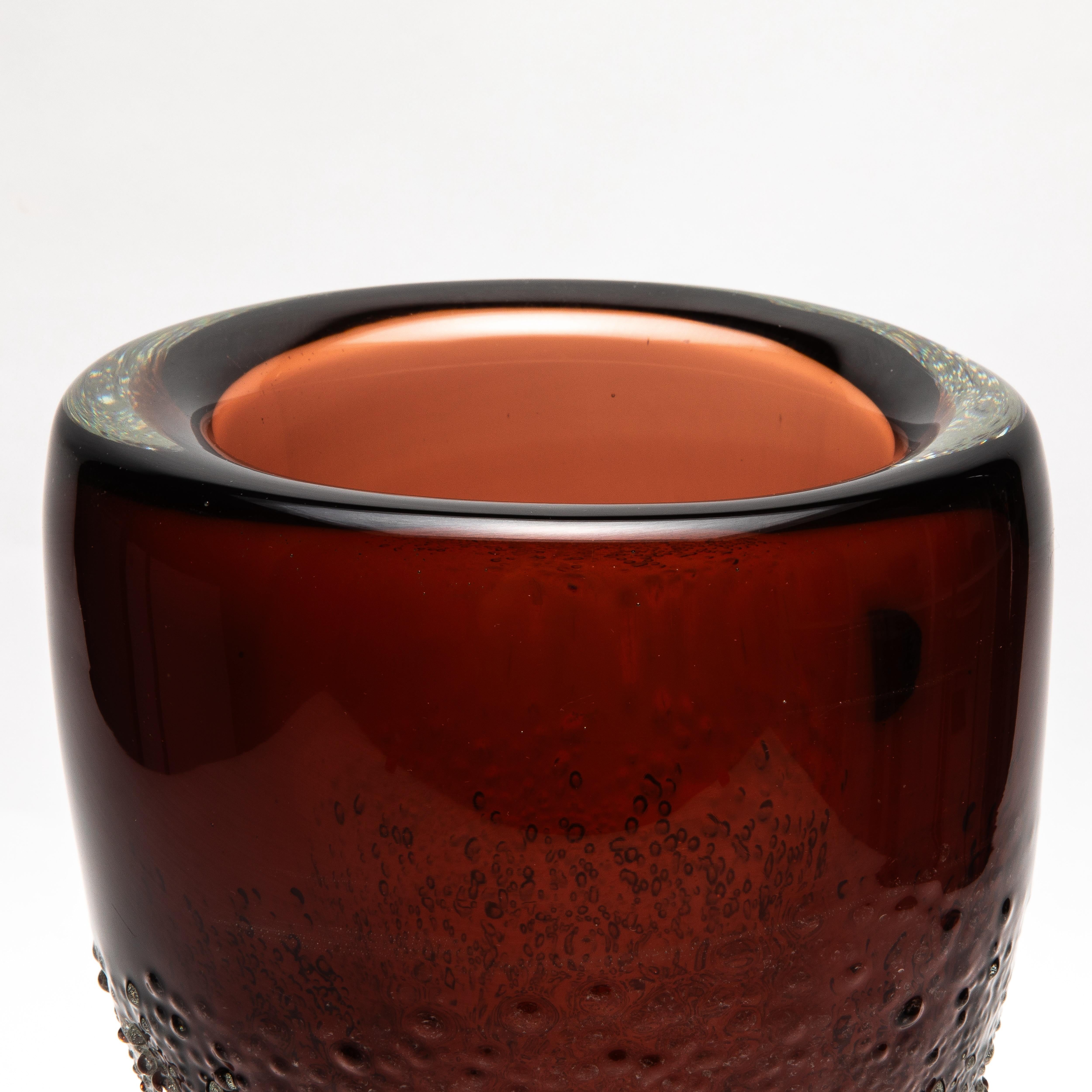 Italiano Vaso di Murano soffiato a mano e congelato in Amaretto Grande in vendita