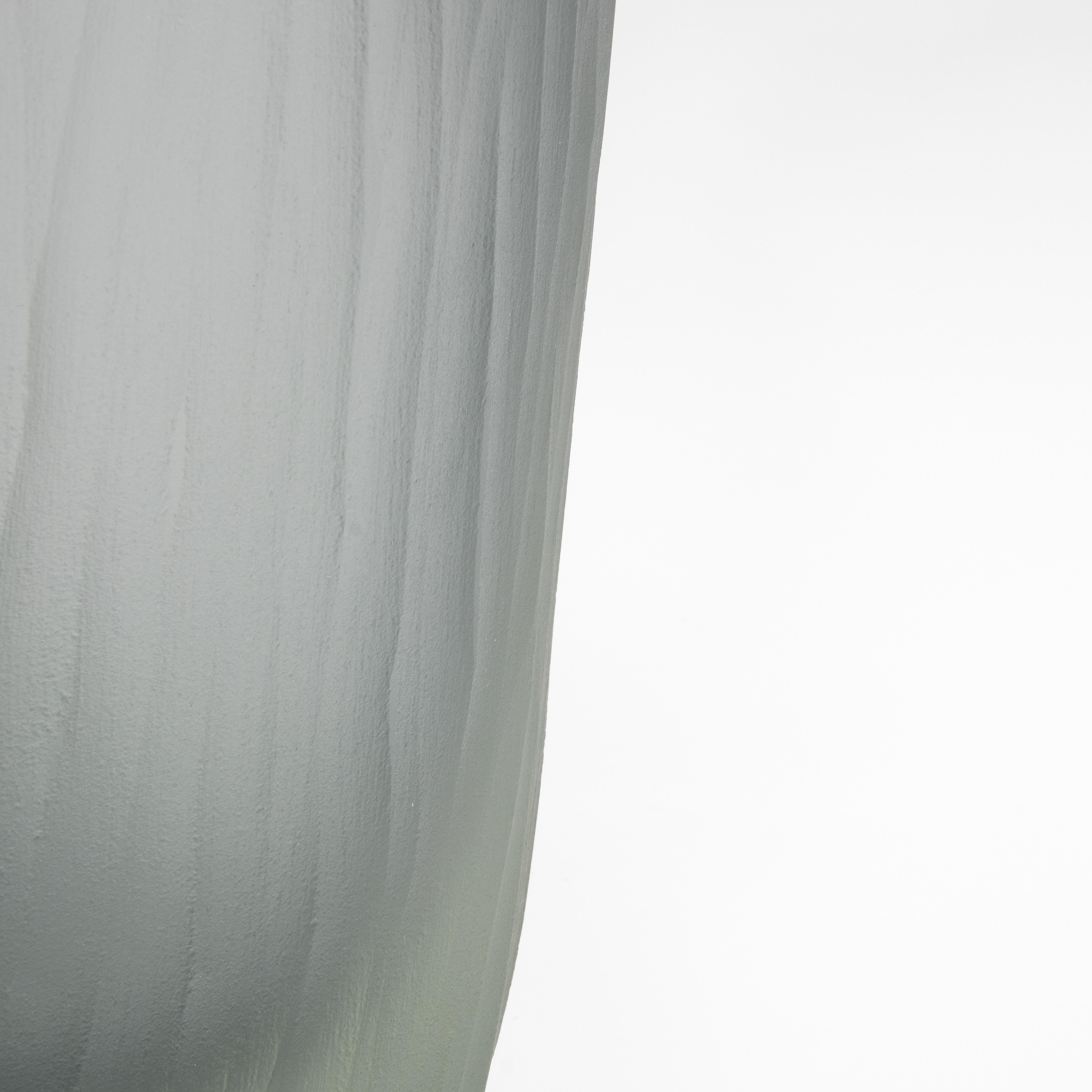 Vase Ghost en gris soufflé à la main à Murano, grand modèle en vente 1