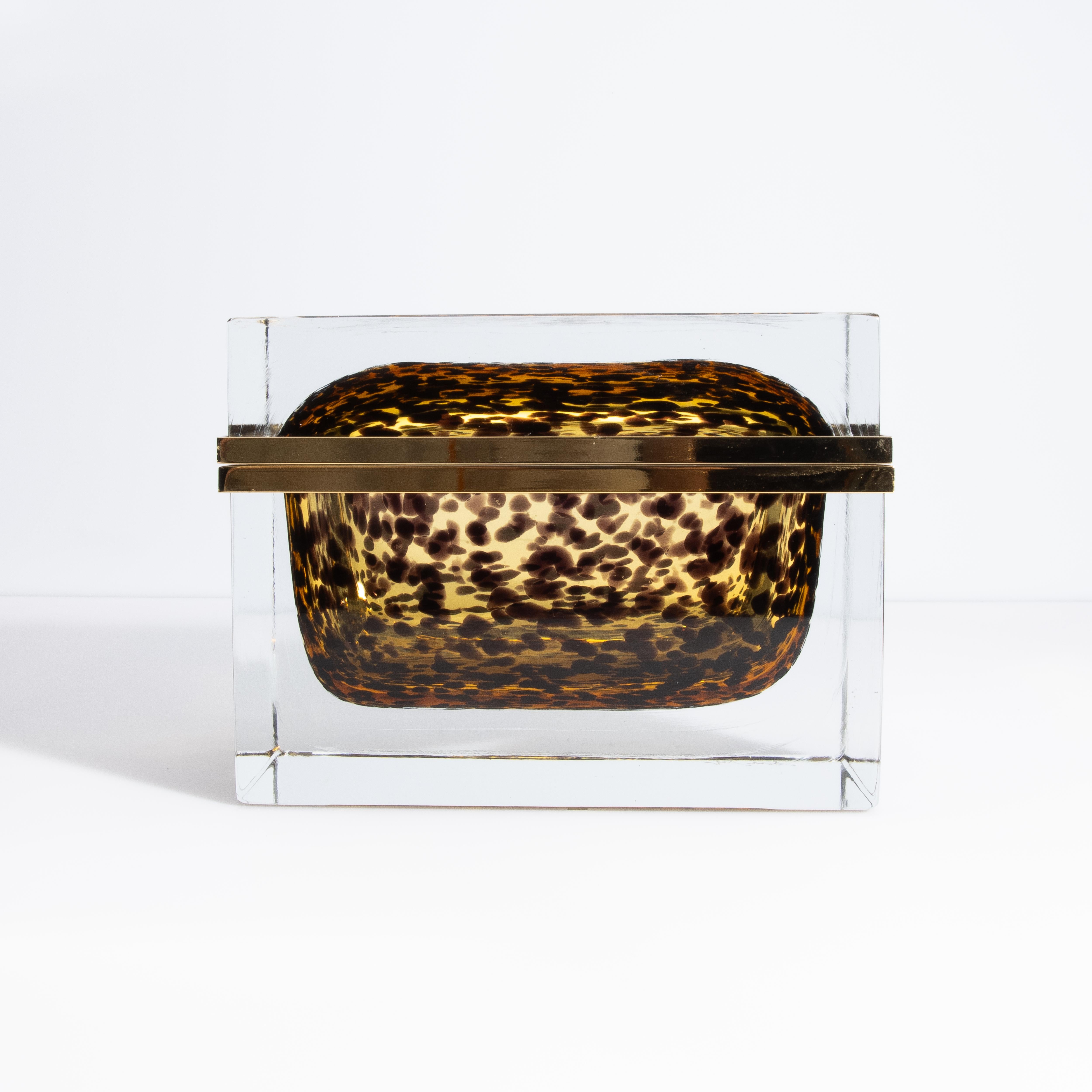 Giant Hand Blown Murano Glass Box Leopard with Brass Fittings For Sale 3