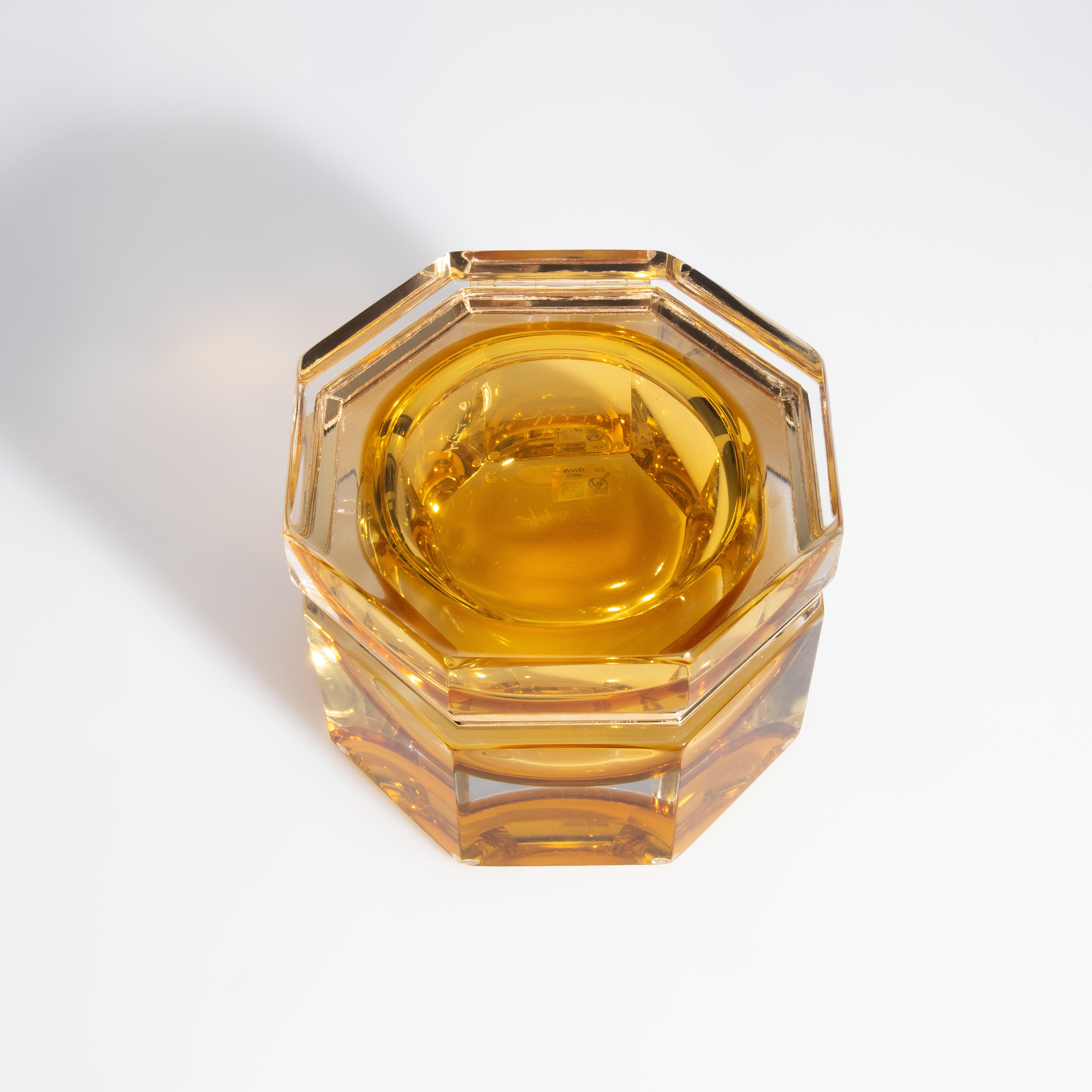 Boîte en verre de Murano soufflé à la main en ambre avec accessoires en laiton Neuf - En vente à West Hollywood, CA