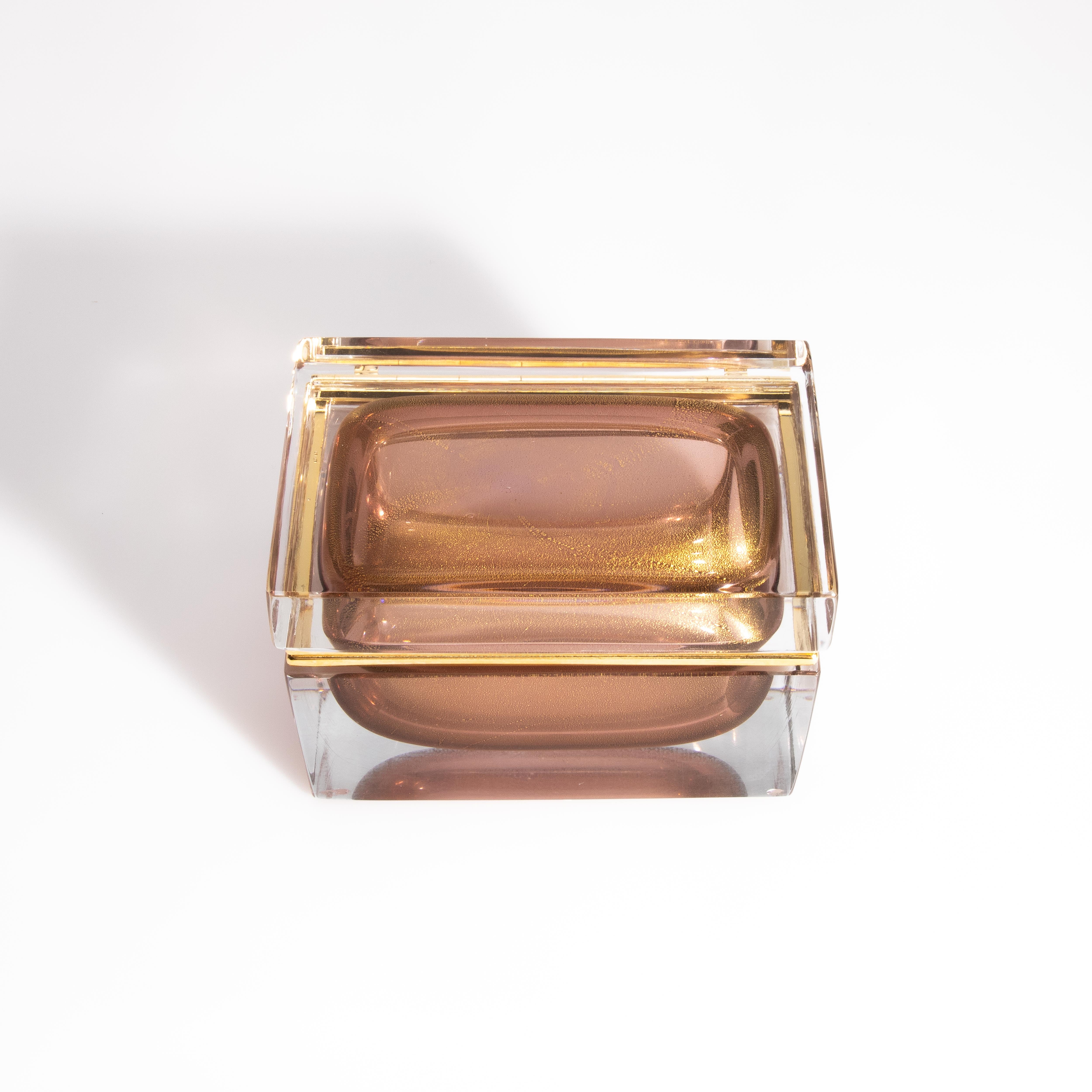 Hand Blown Murano Glass Box in Amethyst with 24 Karat Gold Flecks For Sale 2