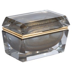 Caja de cristal de Murano soplado a mano en gris con motas de oro de 24 quilates