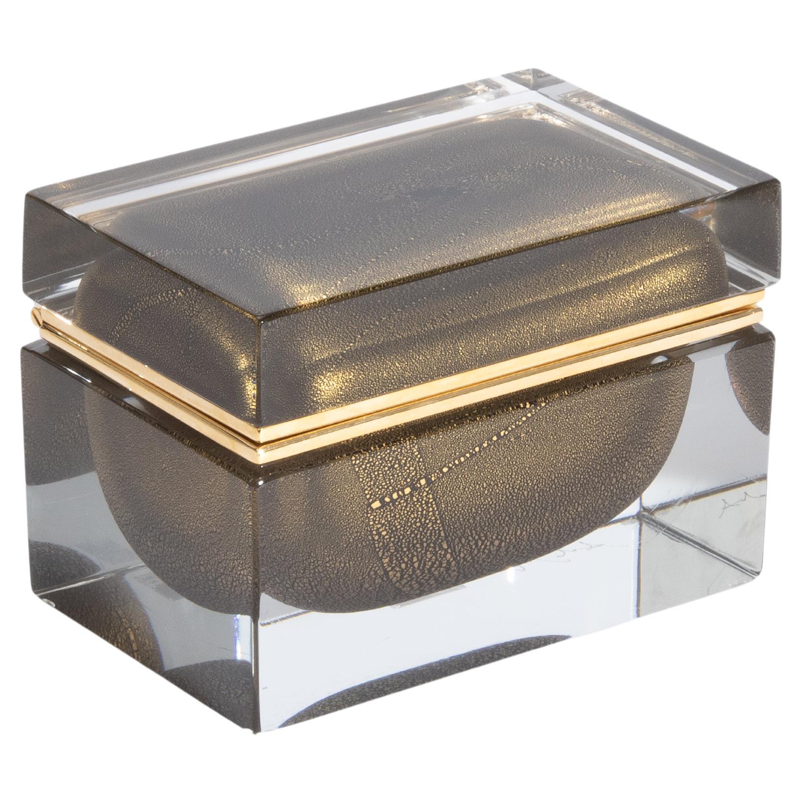 Caja de cristal de Murano soplado a mano en negro ónice con motas de oro de 24 quilates