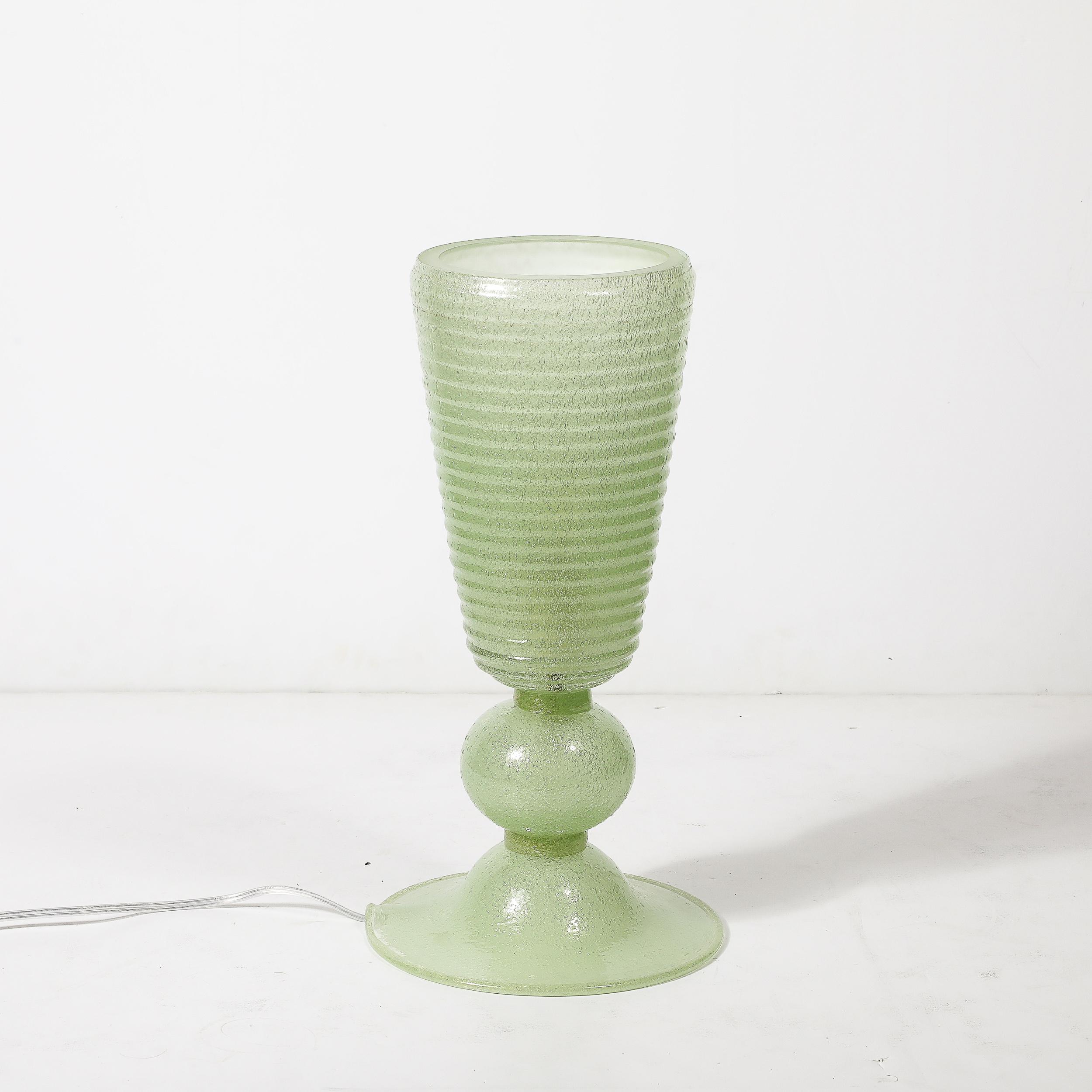 Handgeblasenes Murano Glas Geräucherte Jade Pulegoso Art Deco Stil  Uplight-Tischlampen (Muranoglas) im Angebot