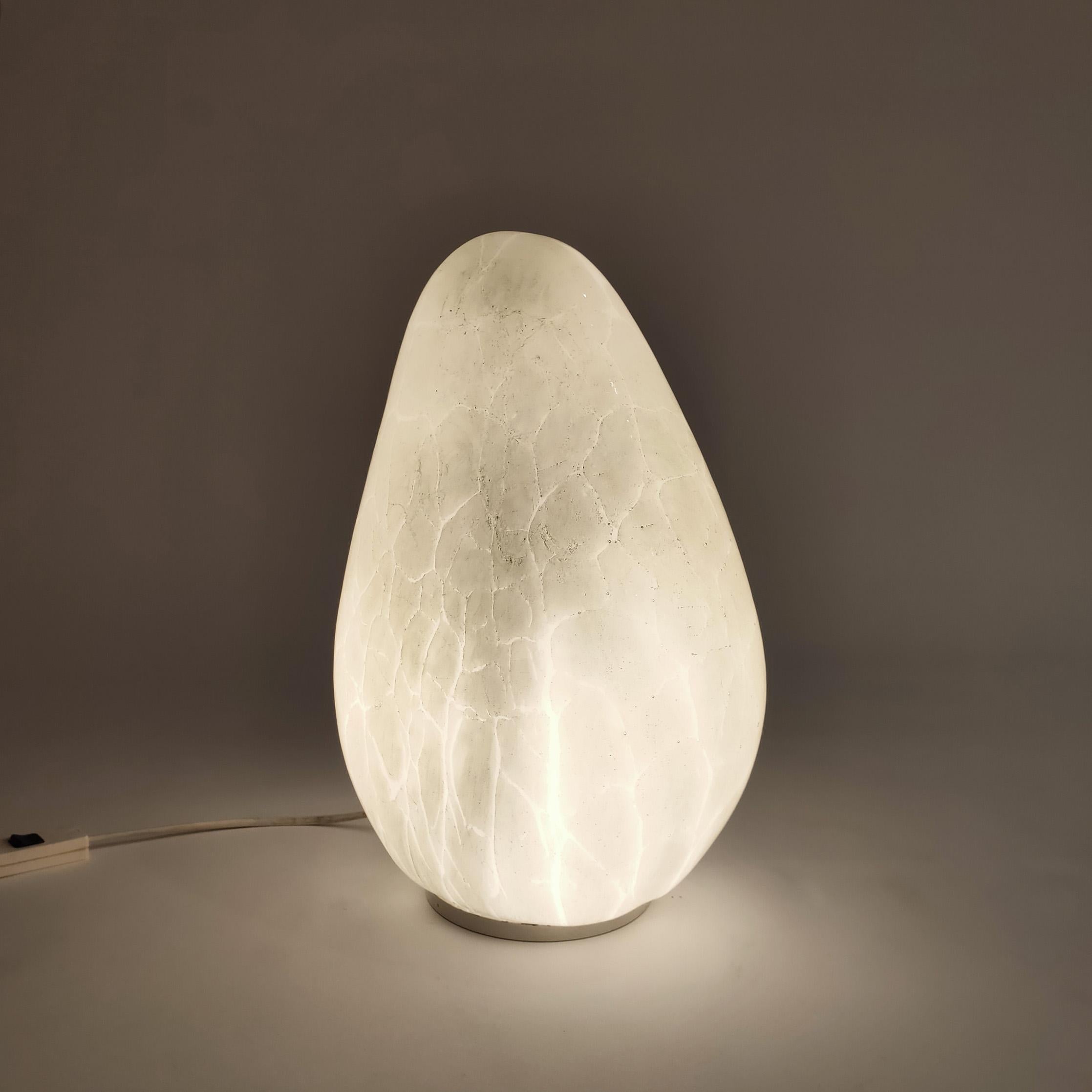 Hand-blown murano glass table lamp in the style of Toni Zuccheri, Italy, 1970s In Good Condition For Sale In SANT ADRIÀ DE BESÒS, ES