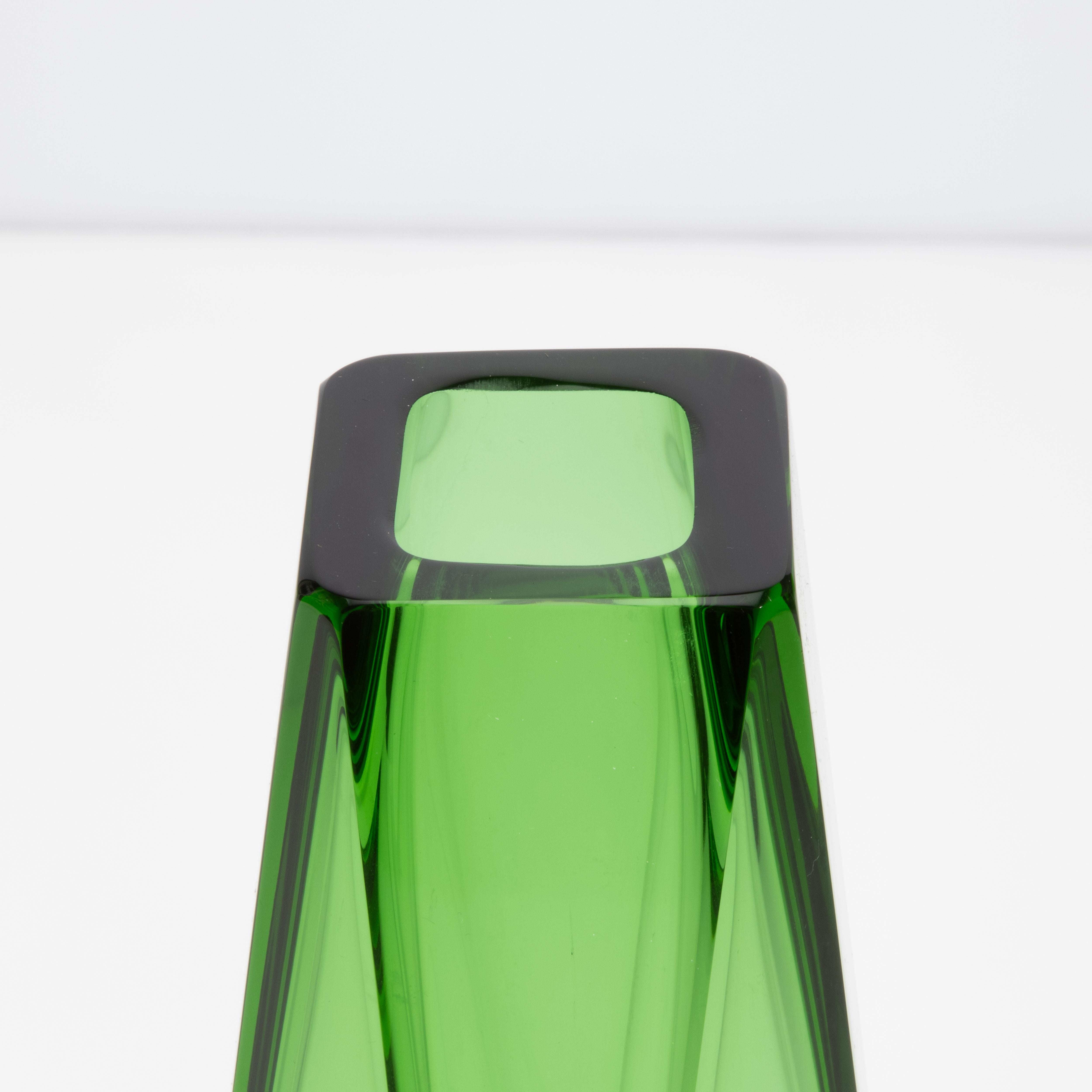 Italiano Vaso di Goccia di Murano soffiato a mano in Greene & Greene piccolo in vendita