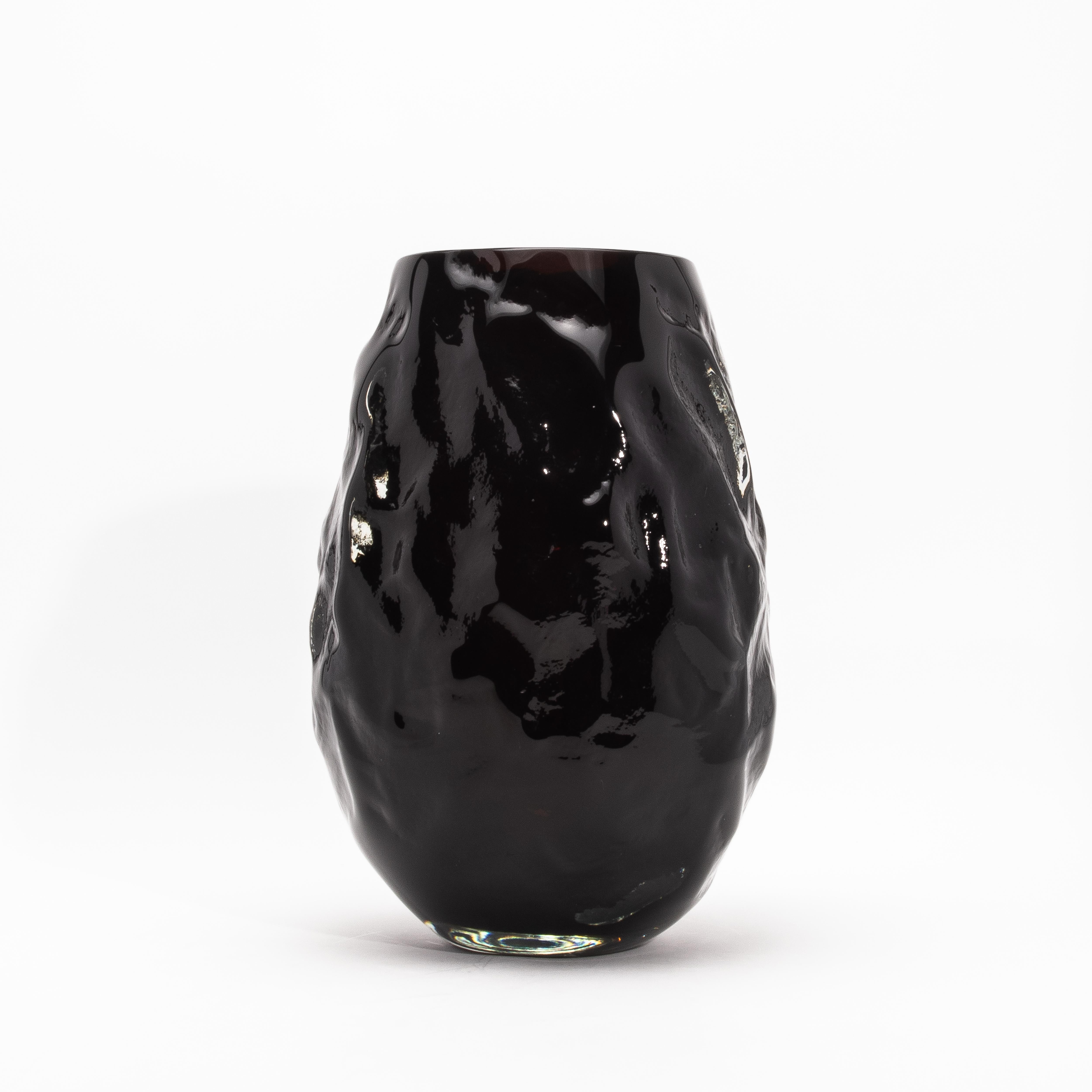 Vaso scultoreo moderno di Murano soffiato a mano in nero onice in vendita 1