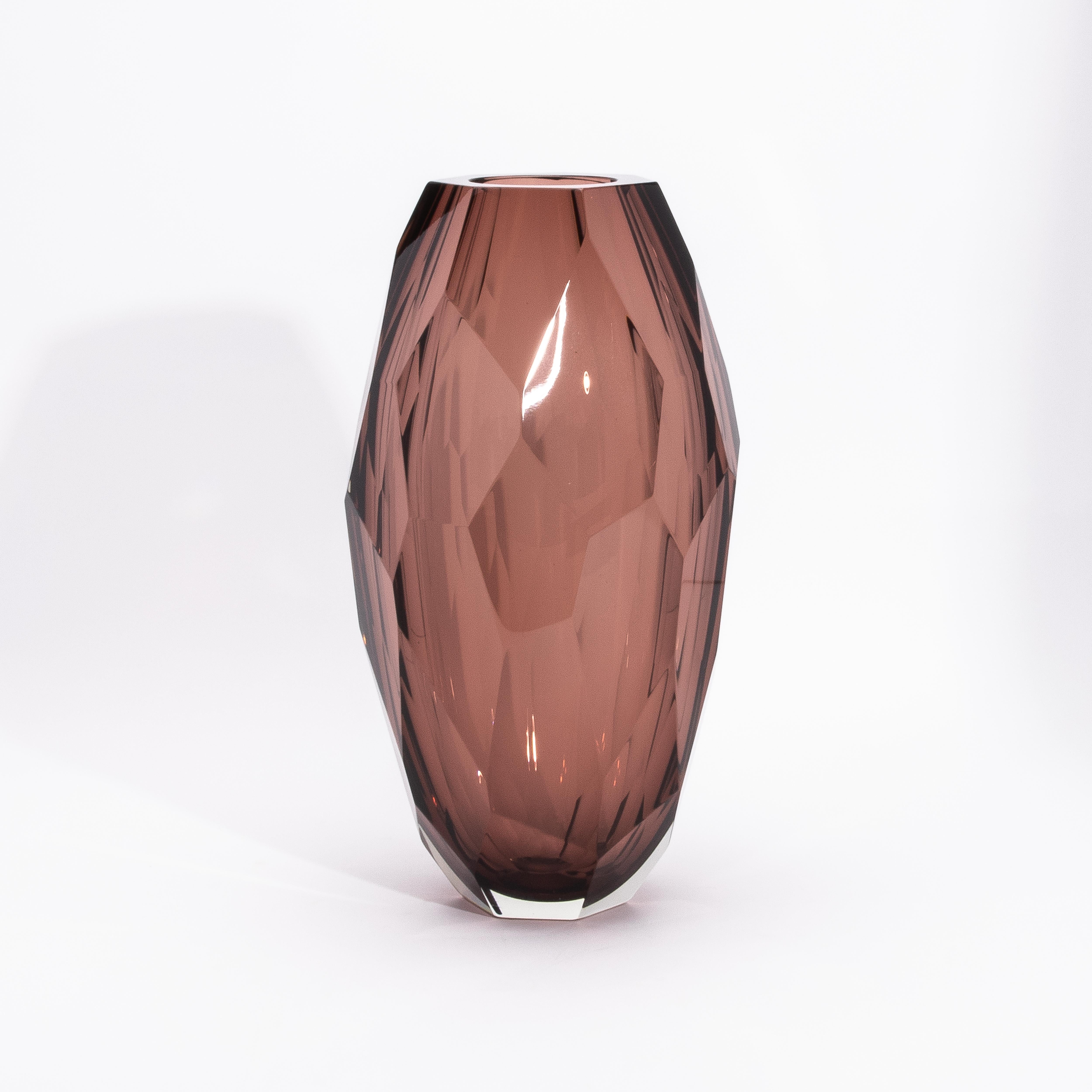 italien Grand vase à facettes moderne de Murano soufflé à la main en améthyste en vente