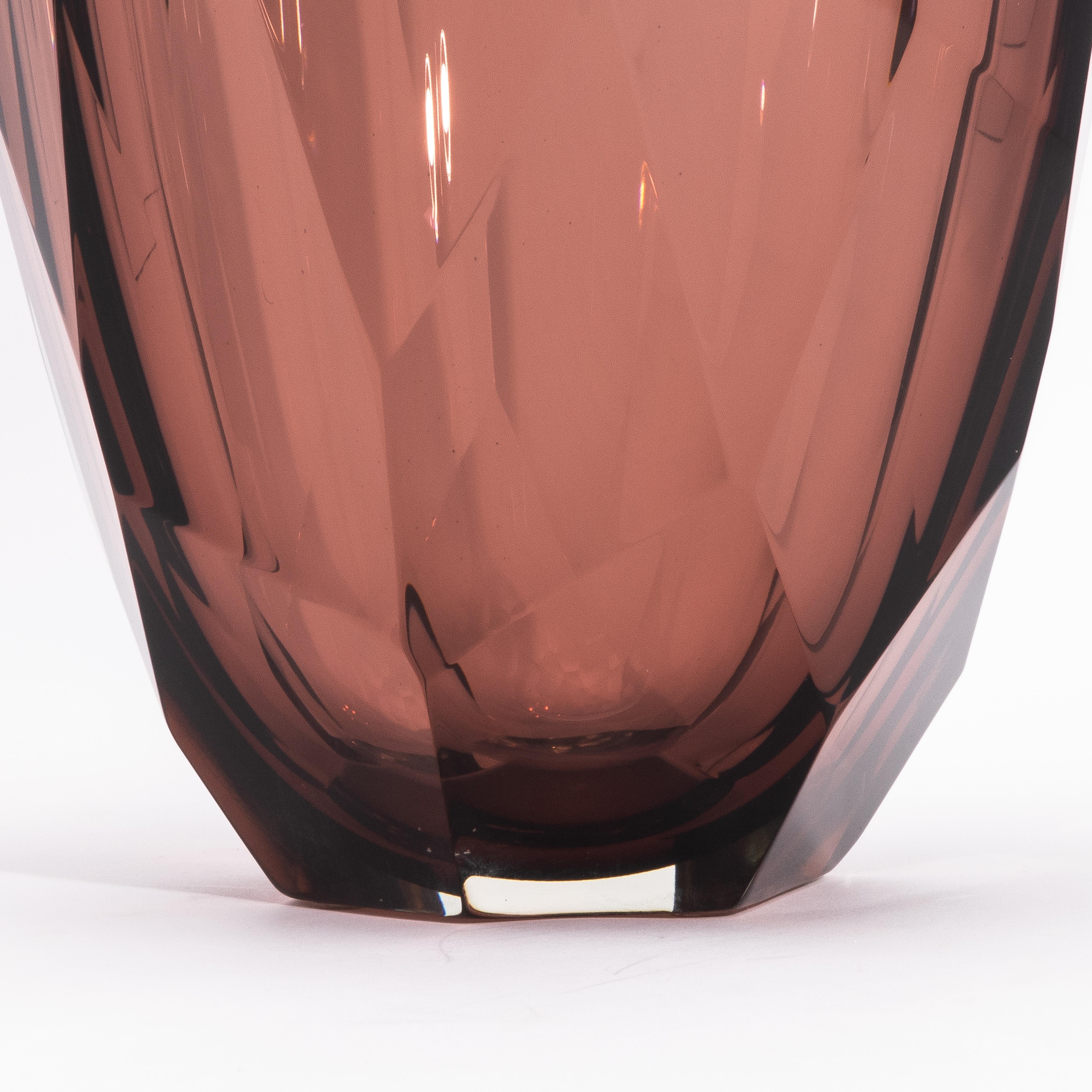 Verre de Murano Grand vase à facettes moderne de Murano soufflé à la main en améthyste en vente