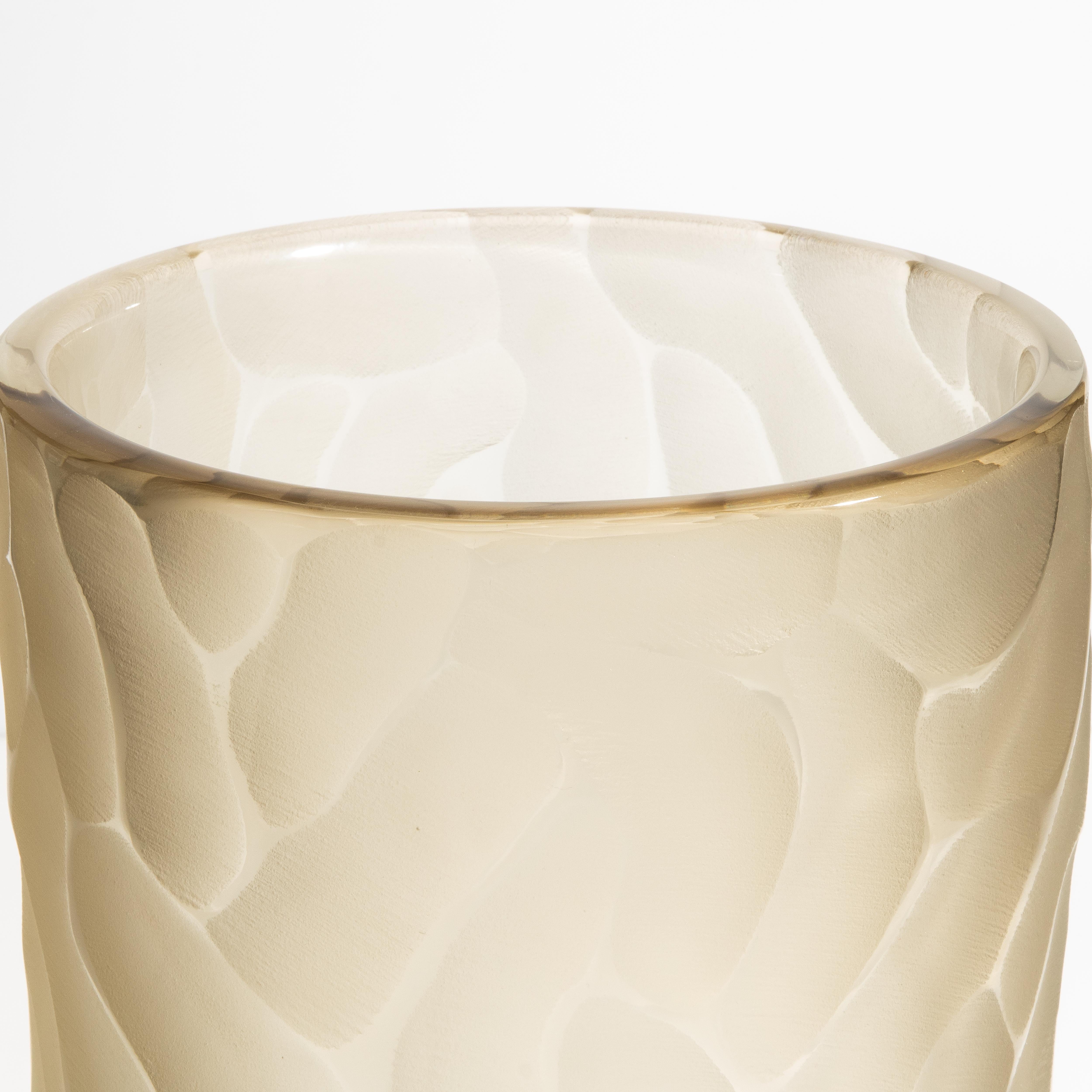 Italiano Vaso a luna di Murano soffiato a mano in oro piccolo in vendita