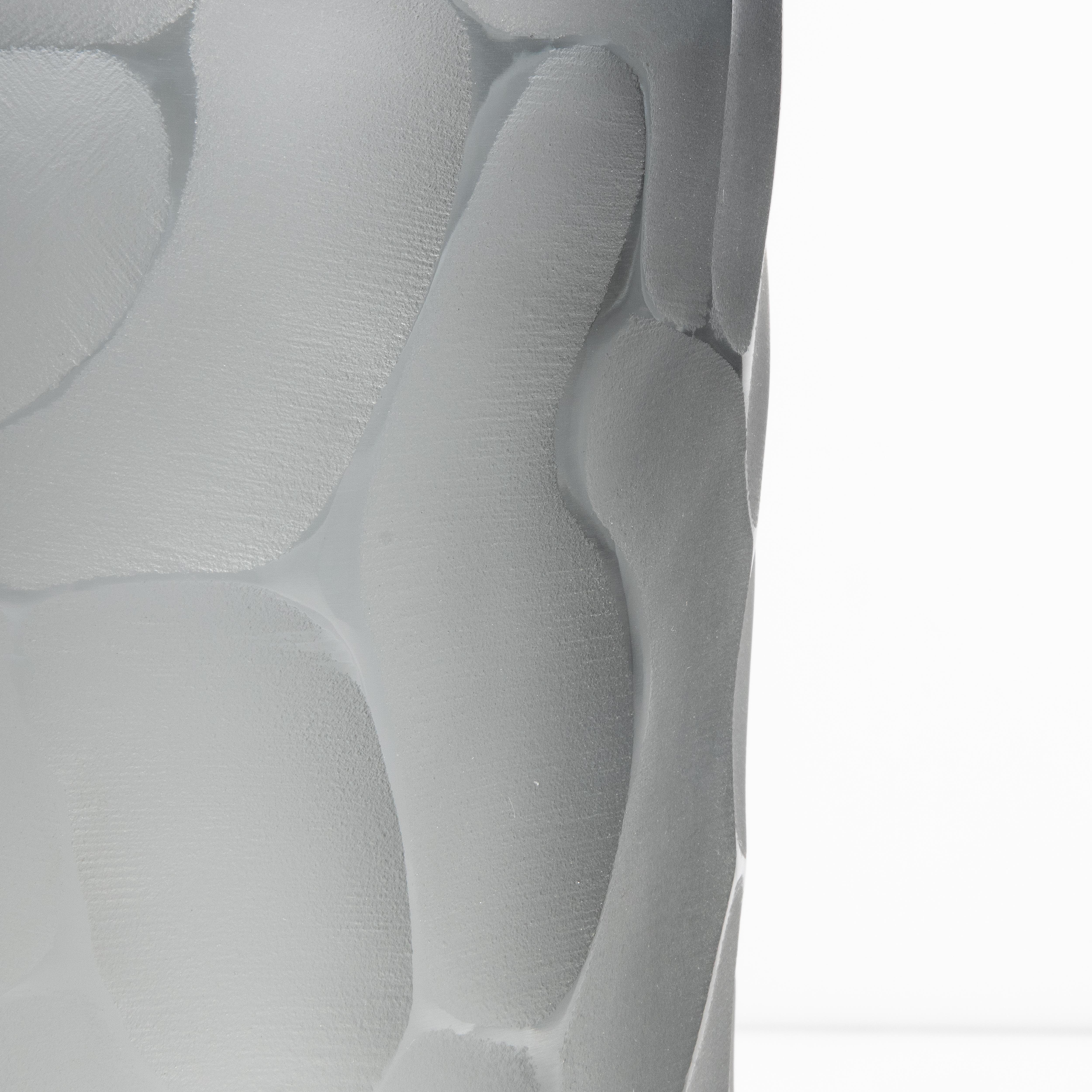 Vetro di Murano Vaso a forma di luna di Murano soffiato a mano, grigio e grande in vendita