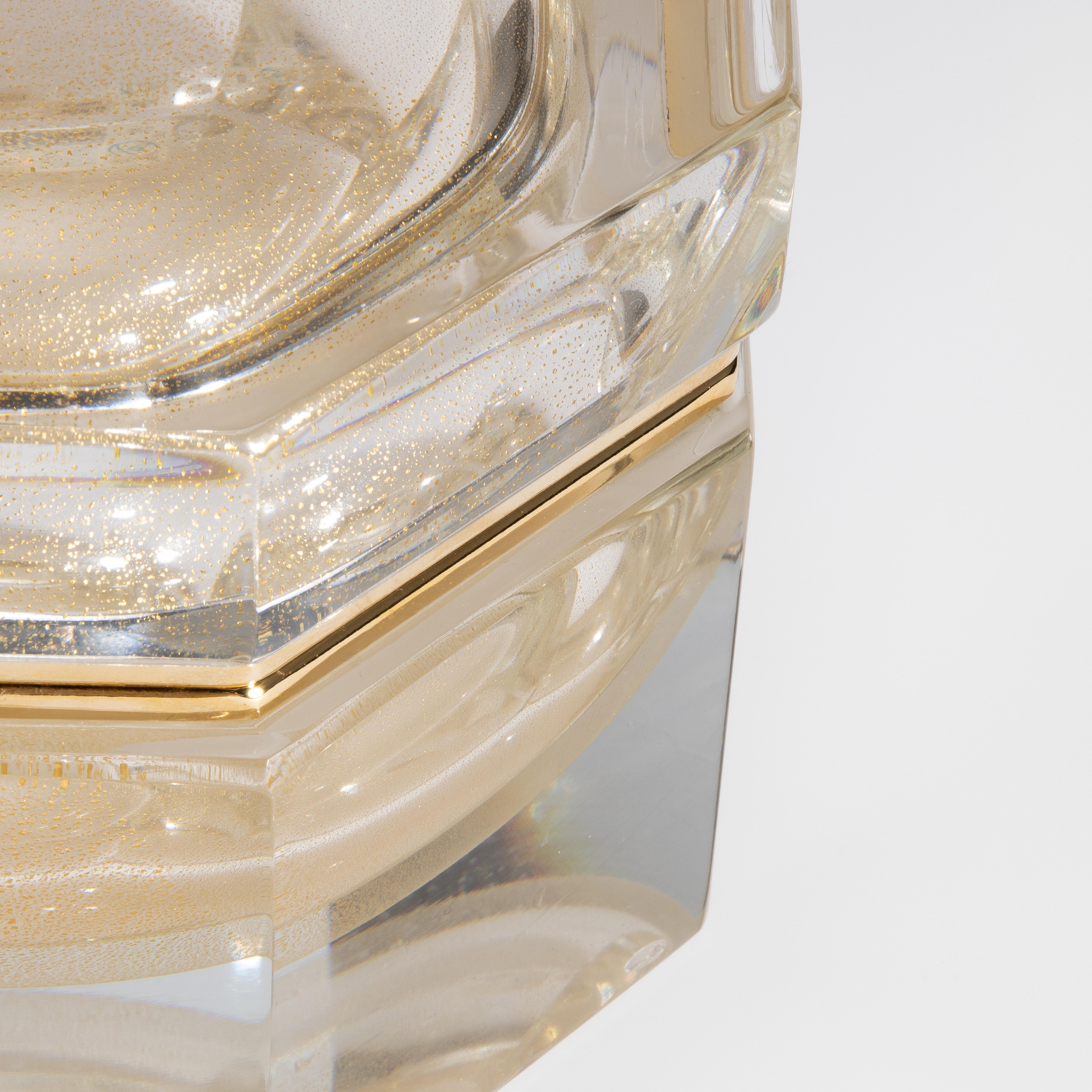Achteckige mundgeblasene Murano-Glasdose L mit 24 Karat Goldflecken im Zustand „Neu“ im Angebot in West Hollywood, CA