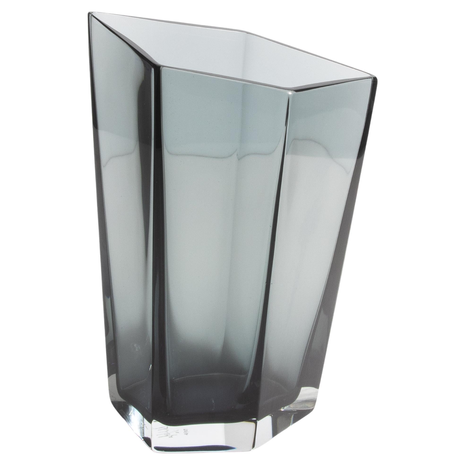 Vaso Penta di Murano soffiato a mano e di colore grigio, grande