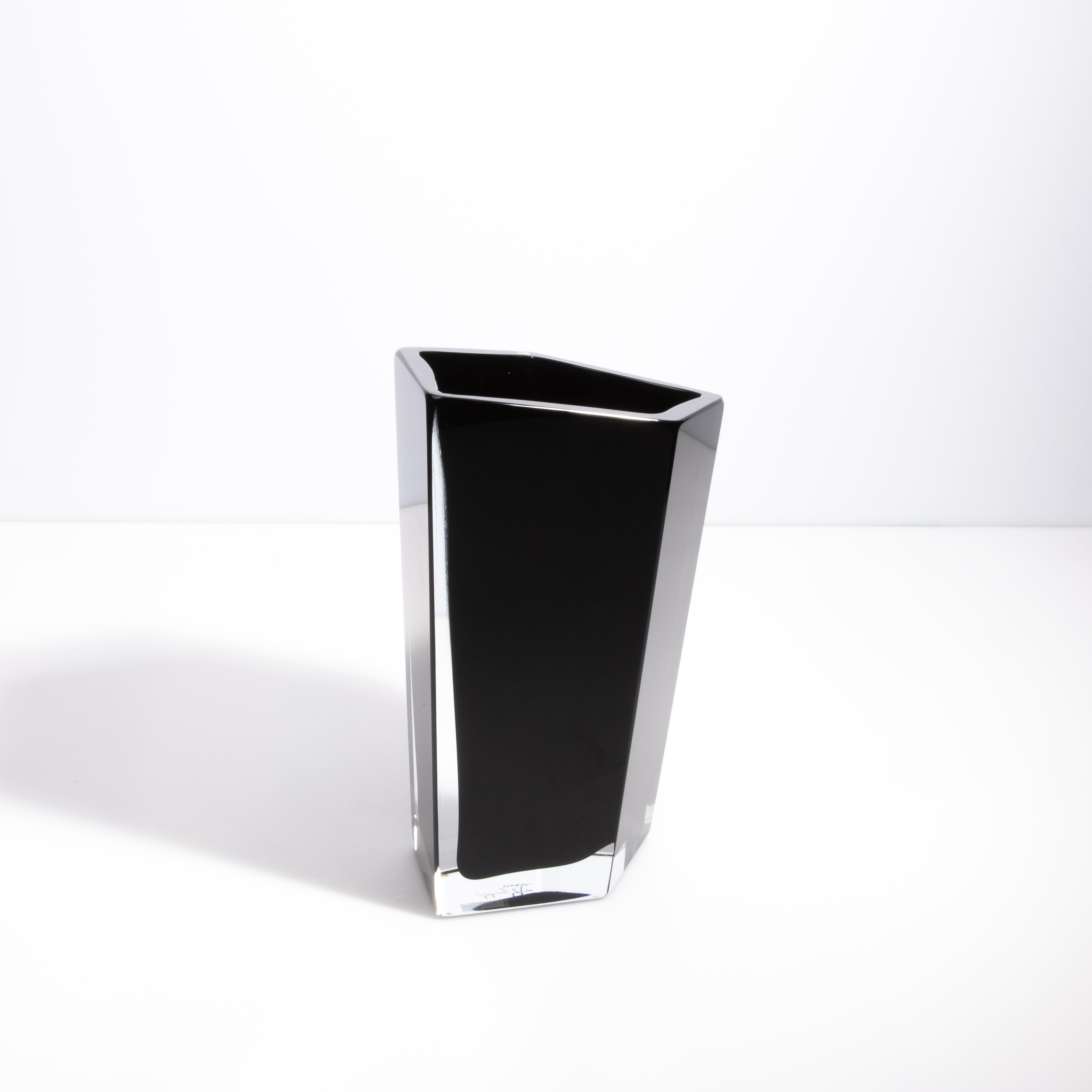 Moderno Vaso Penta di Murano soffiato a mano in nero onice in vendita