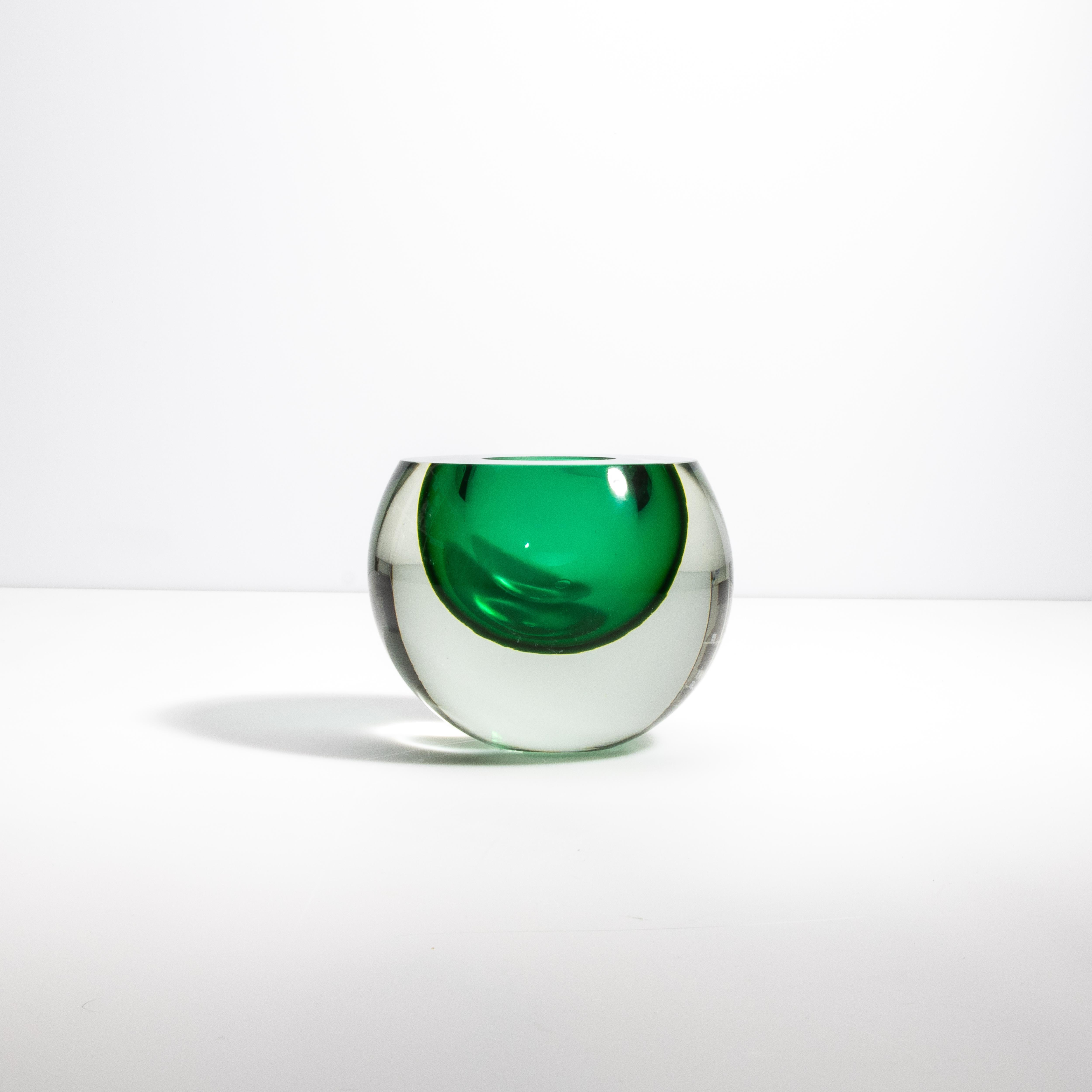 Vaso a sfera di Murano soffiato a mano in Greene & Greene Piccolo In condizioni Nuovo in vendita a West Hollywood, CA