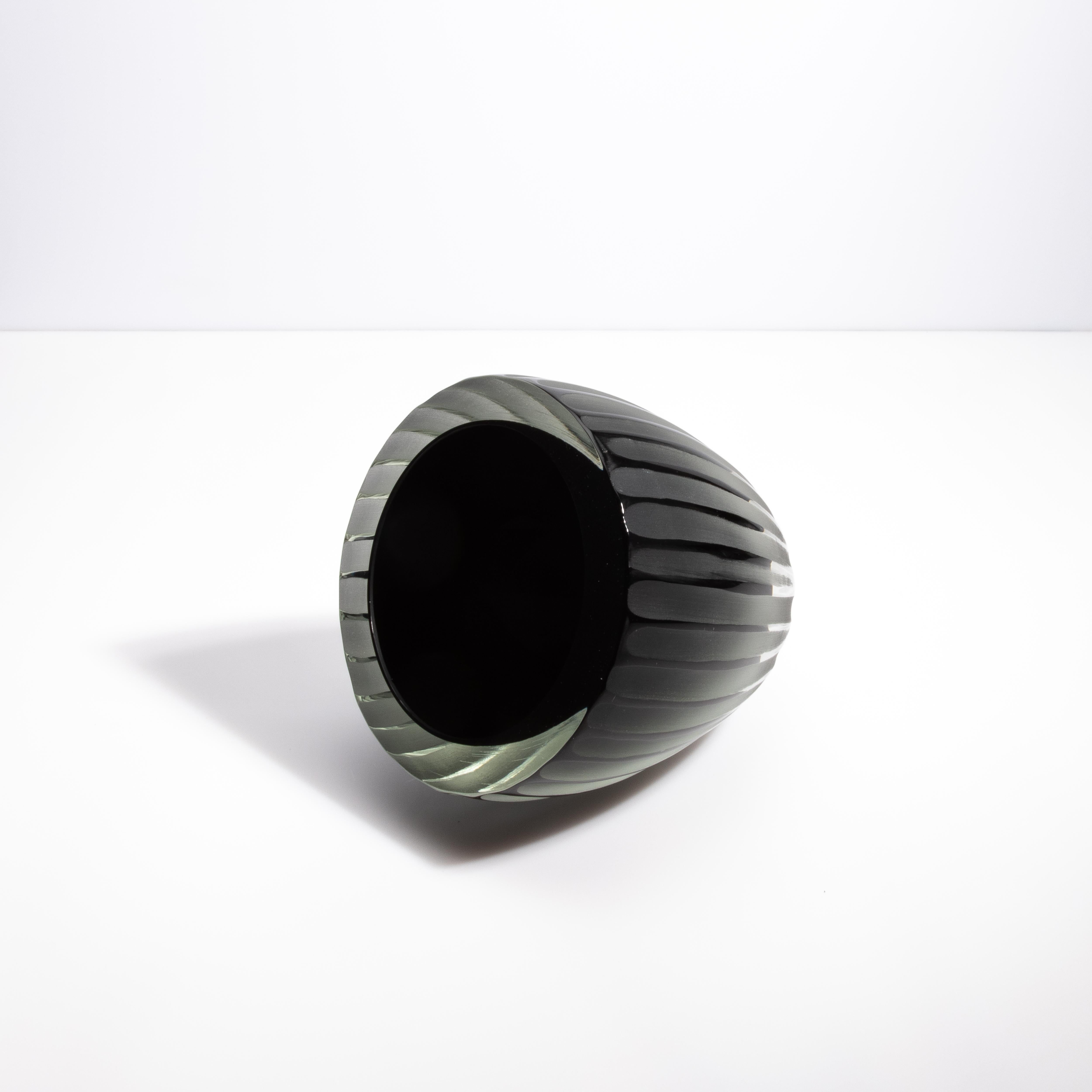 XXI secolo e contemporaneo Vaso Supreme di Murano soffiato a mano in nero in vendita