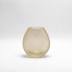 Jarrón Supremo de Murano Soplado a Mano en Transparente con Motas de Oro de 24 Quilates Mediano