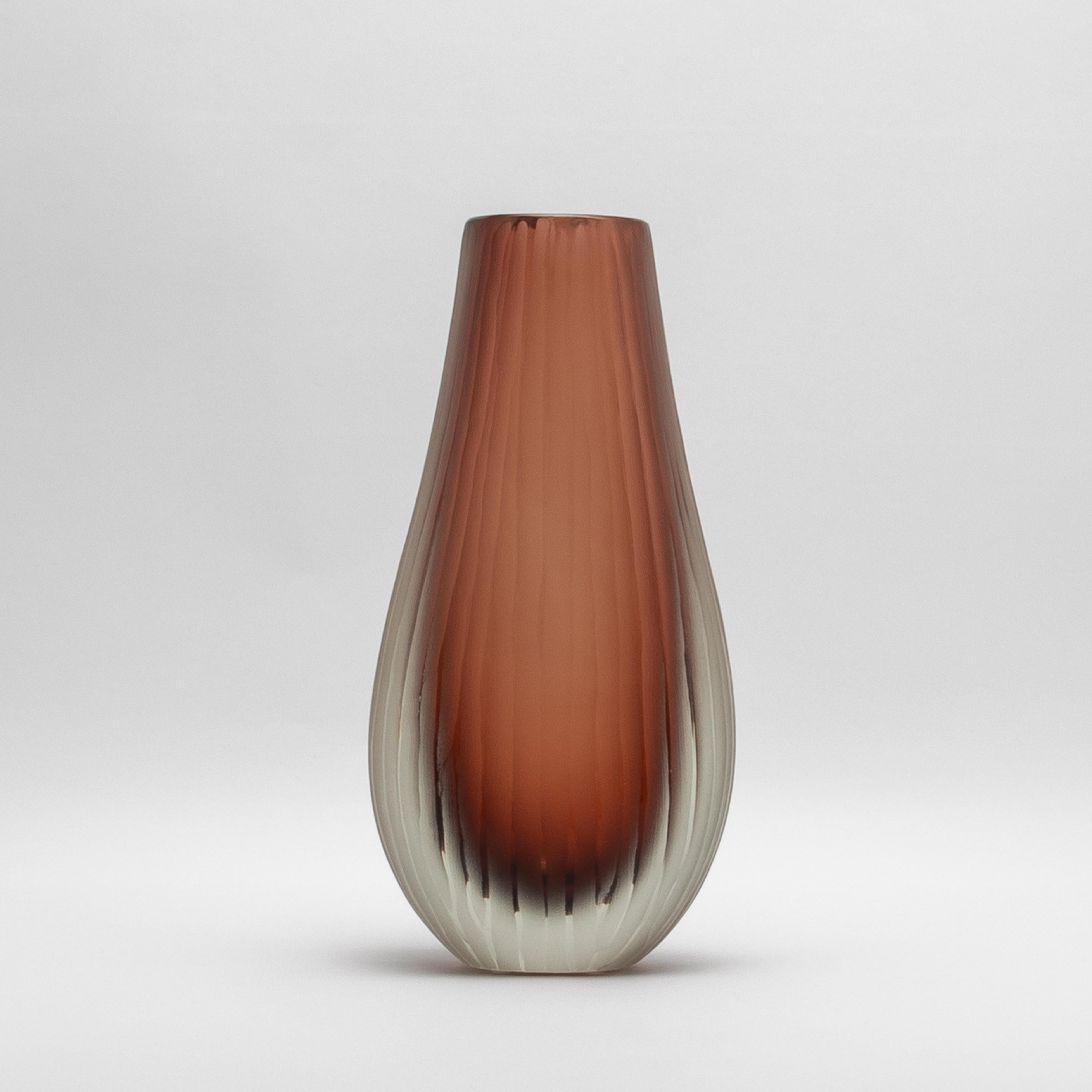 Fatto a mano Vaso Supreme di Murano soffiato a mano in Amaretto chiaro alto in vendita