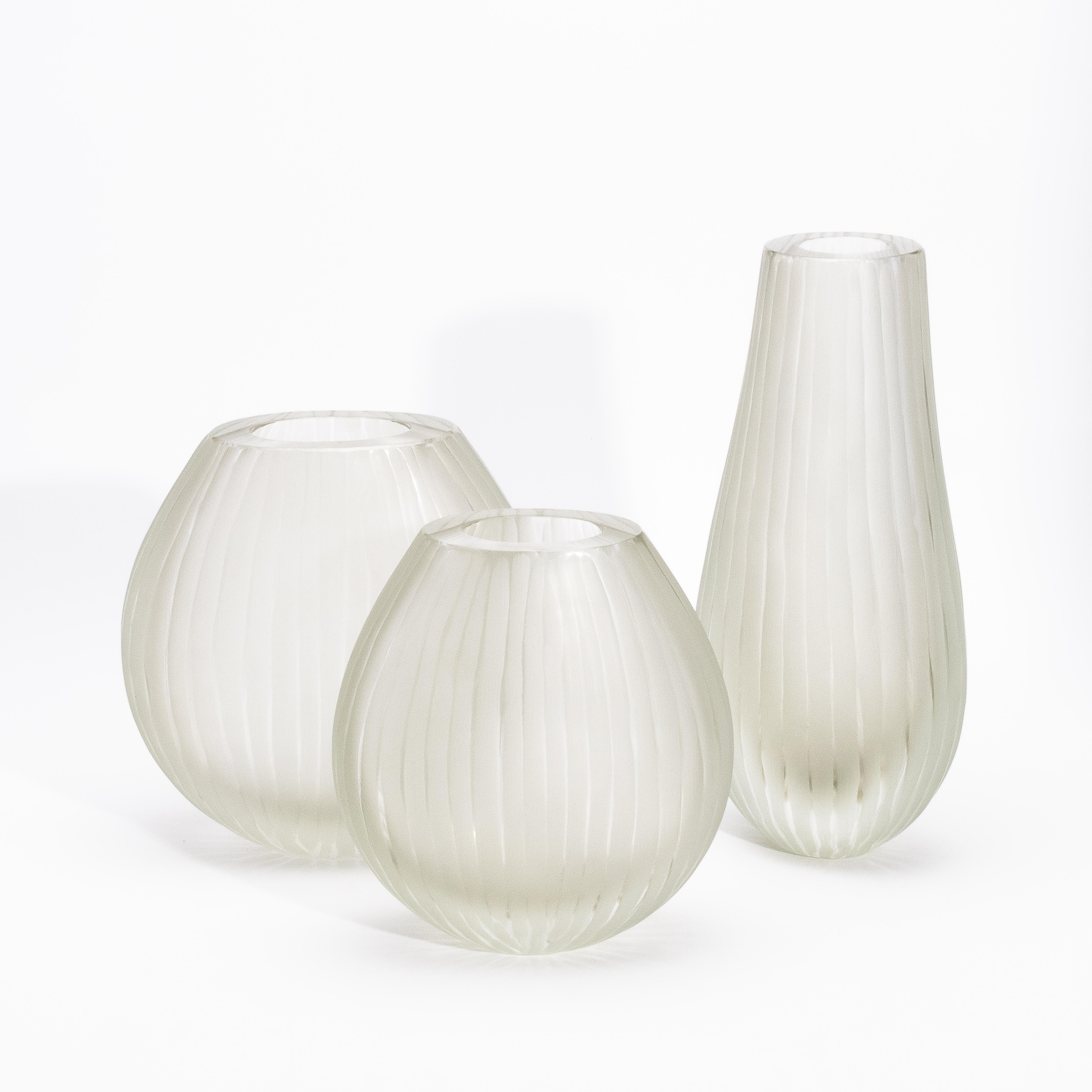 Hand-Blown Murano Surpime Vase in Citrine Medium For Sale 3