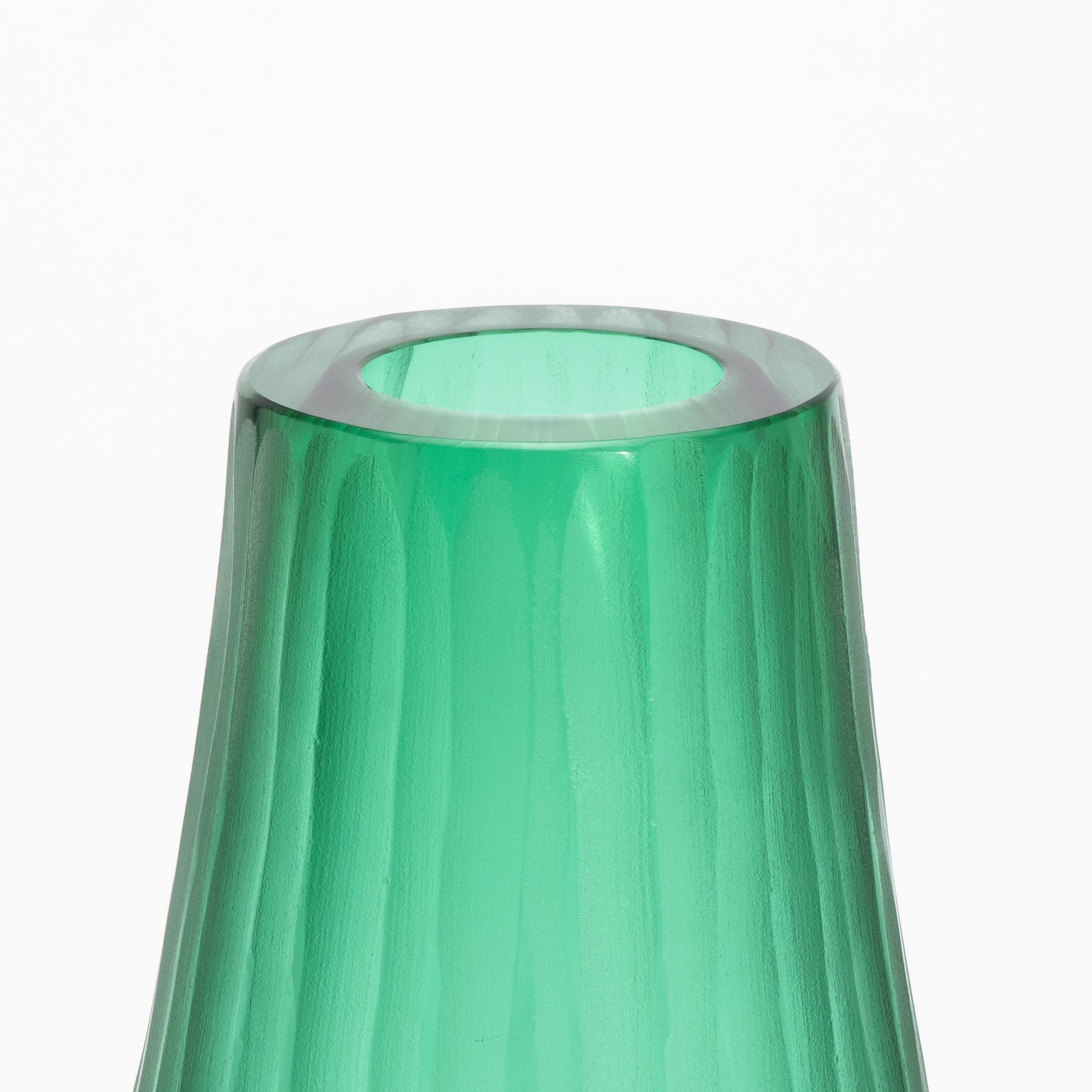 Fatto a mano Vaso Surpime di Murano soffiato a mano in verde smeraldo alto in vendita