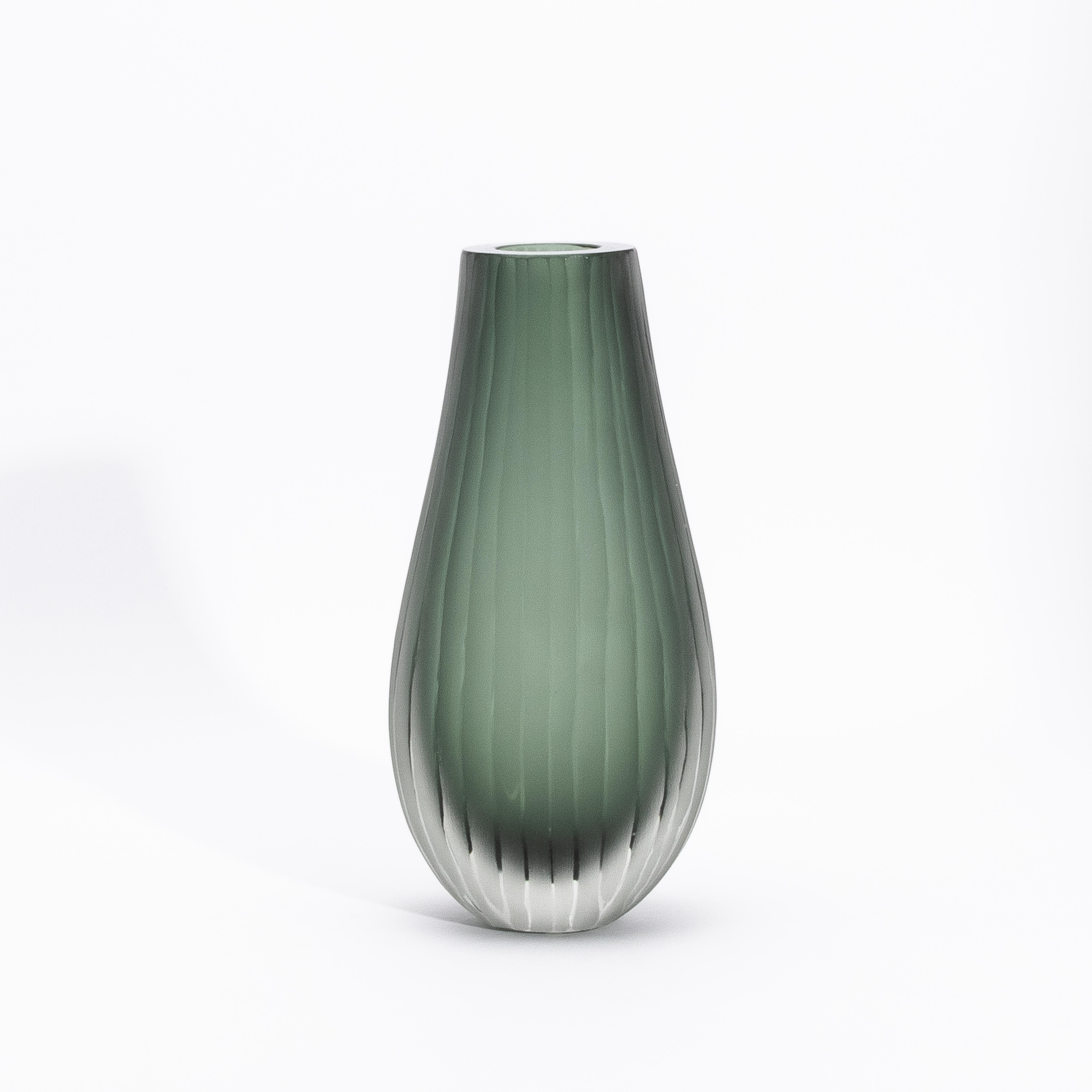Moderno Vaso Surpime di Murano soffiato a mano in Greene & Greene in vendita
