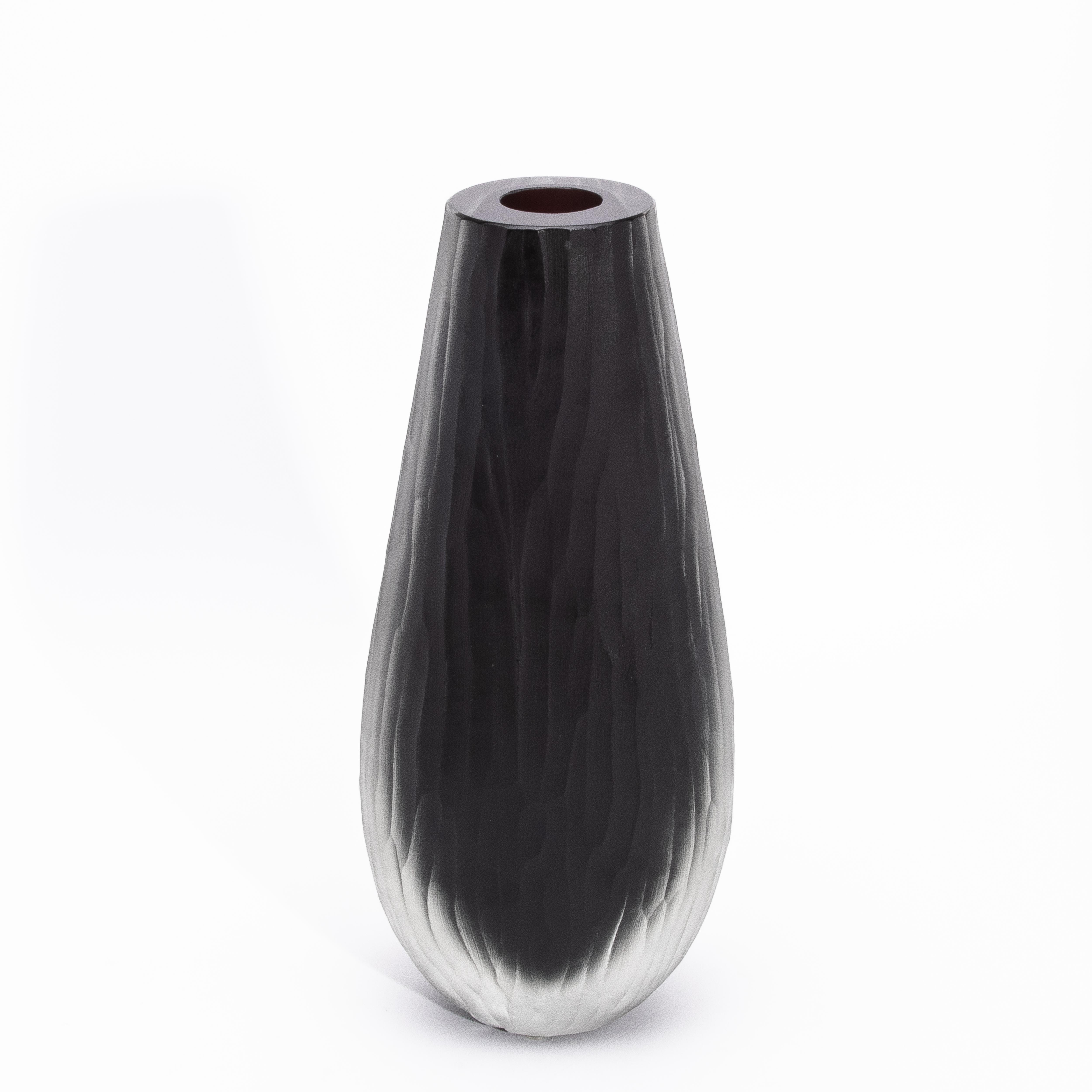 Fatto a mano Vaso supremo di Murano soffiato a mano in nero onice alto in vendita