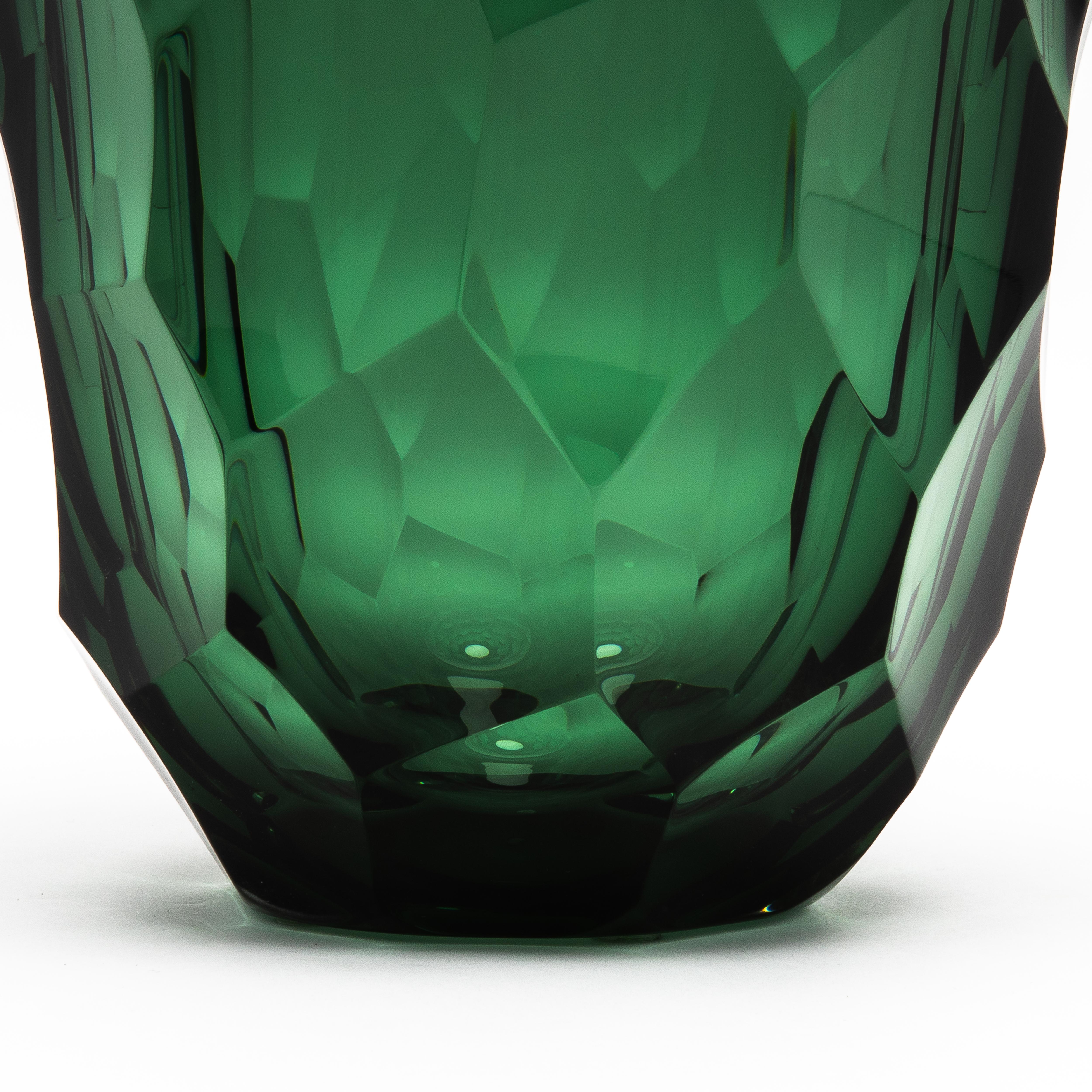 Handgeblasene große facettierte Murano-Vase in Smaragdgrün in Smaragdgrün im Zustand „Neu“ im Angebot in West Hollywood, CA