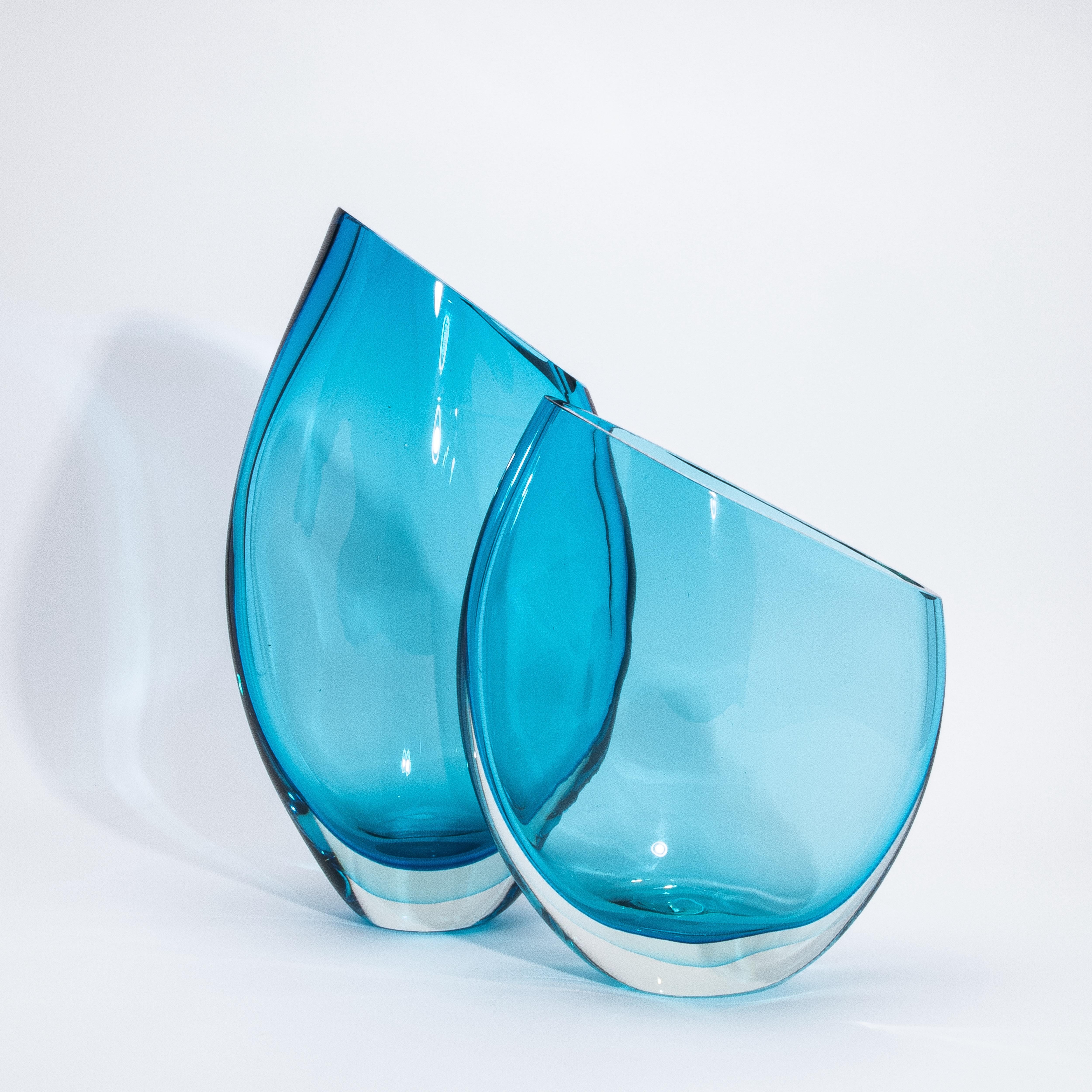 Vaso a goccia di Murano soffiato a mano in blu laguna grande in vendita 2