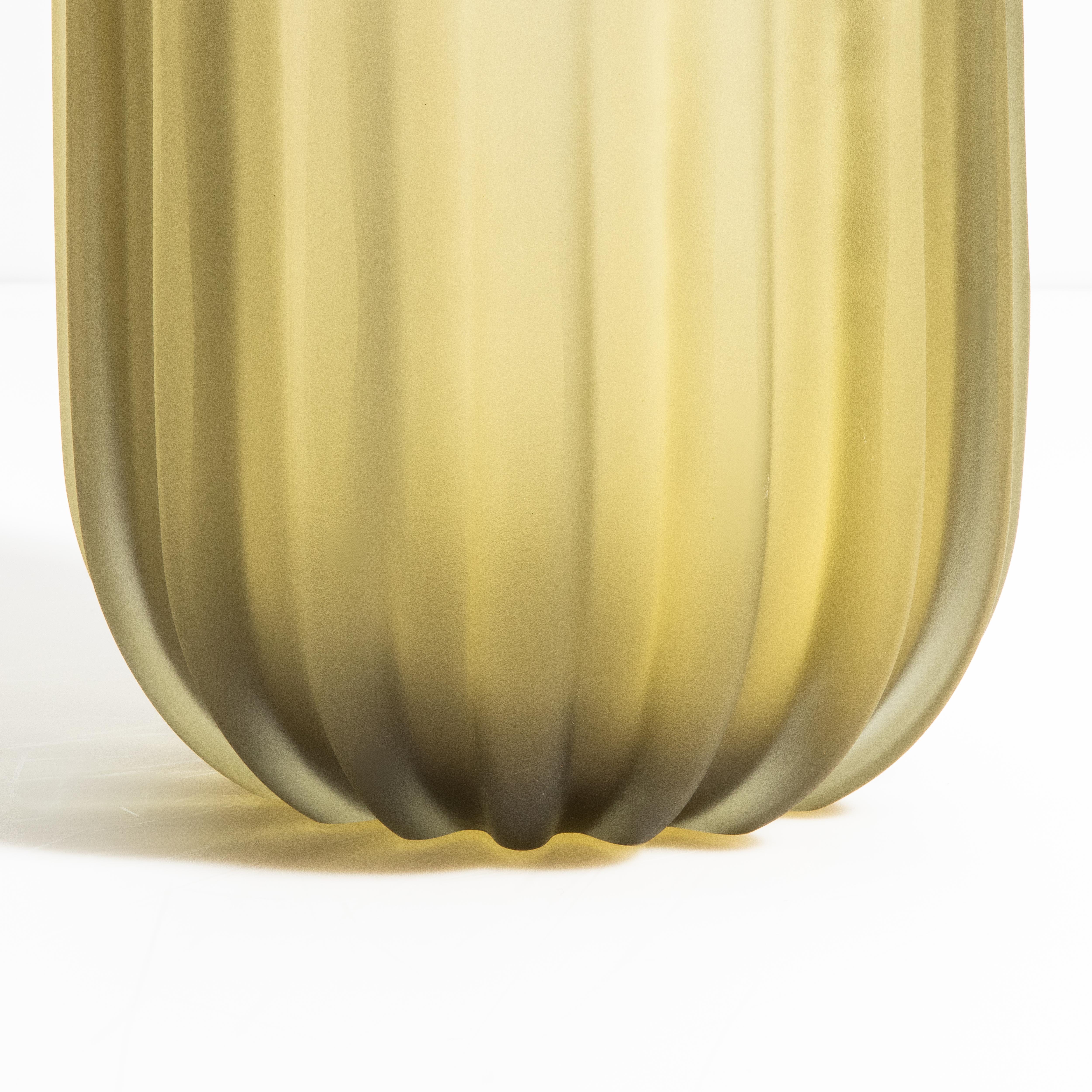 Vetro di Murano Vaso di Murano soffiato a mano Cactus in Oliver Medio in vendita