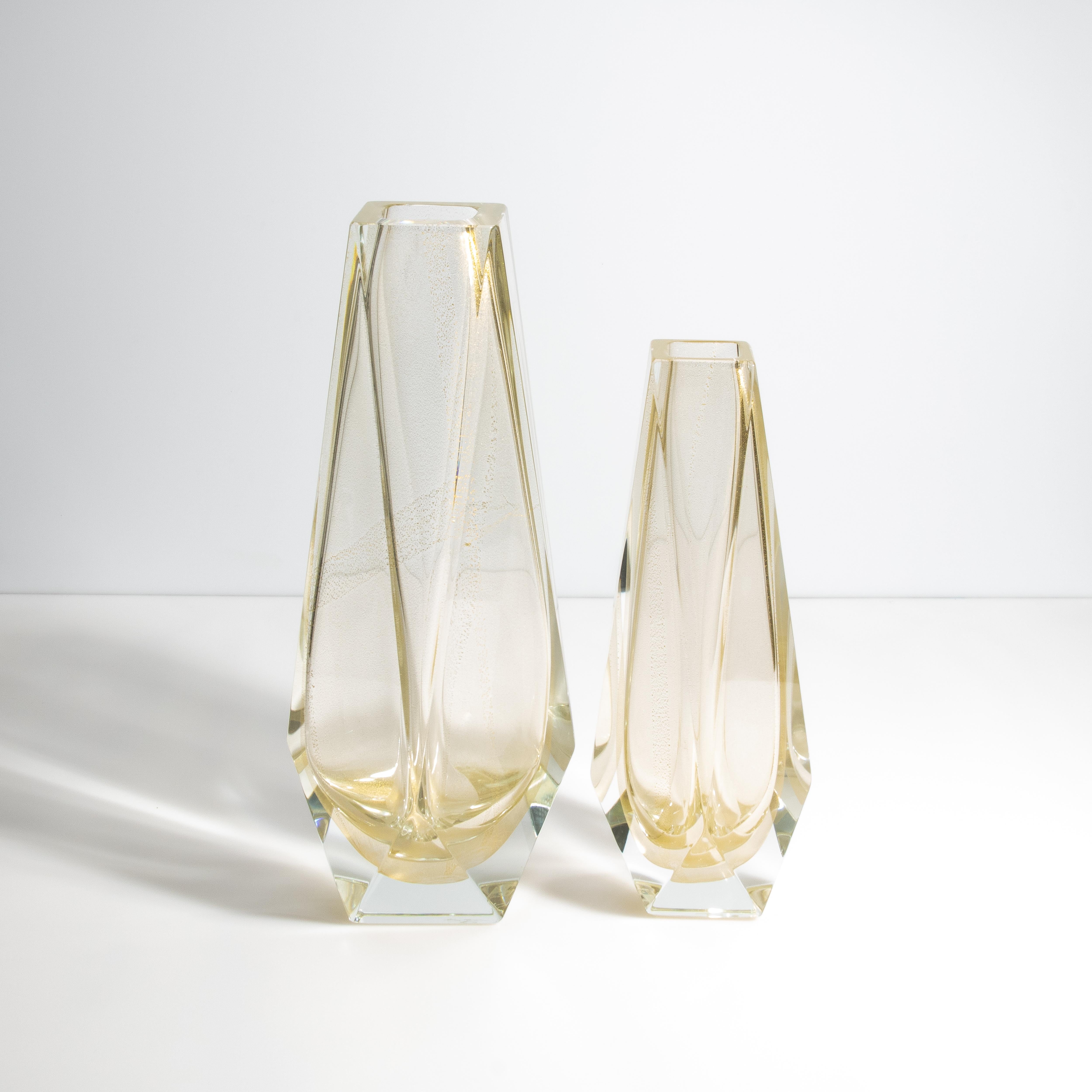 Hand Blown Murano Vase Goccia in Clear with 24-Karat Gold Flecks Large For Sale 7