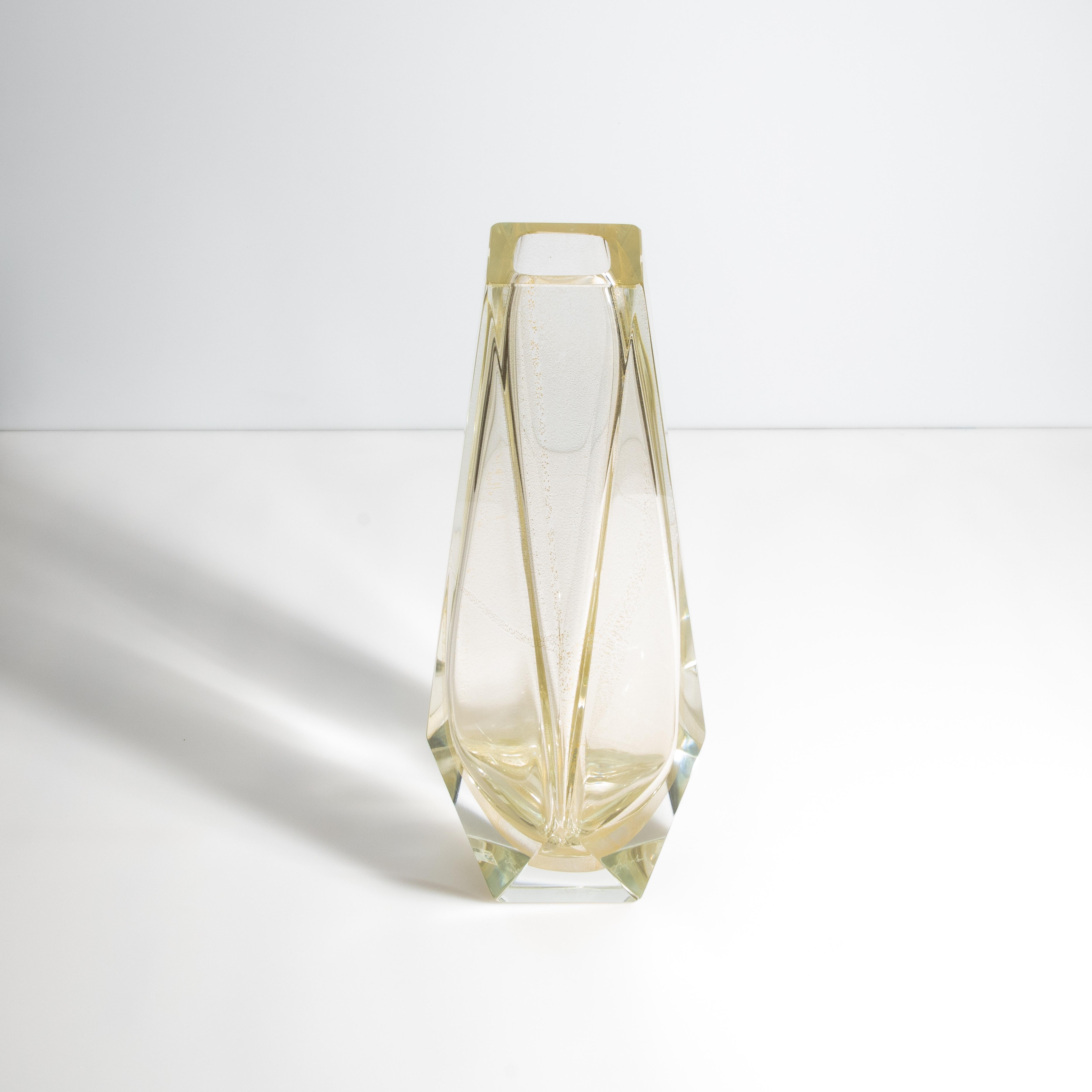 Modern Hand Blown Murano Vase Goccia in Clear with 24-Karat Gold Flecks Large For Sale