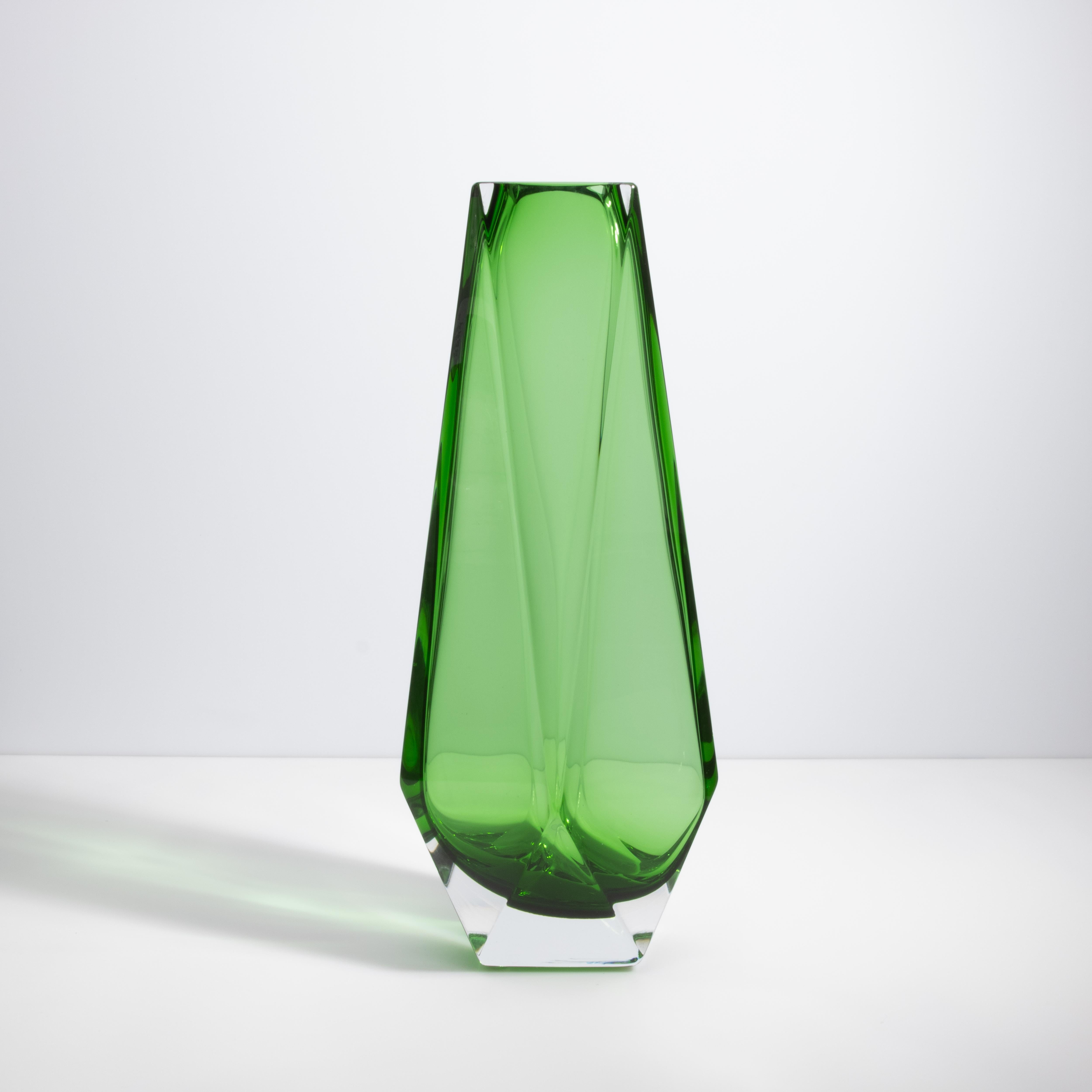 Vaso di Murano soffiato a mano Goccia in verde alto In condizioni Nuovo in vendita a West Hollywood, CA